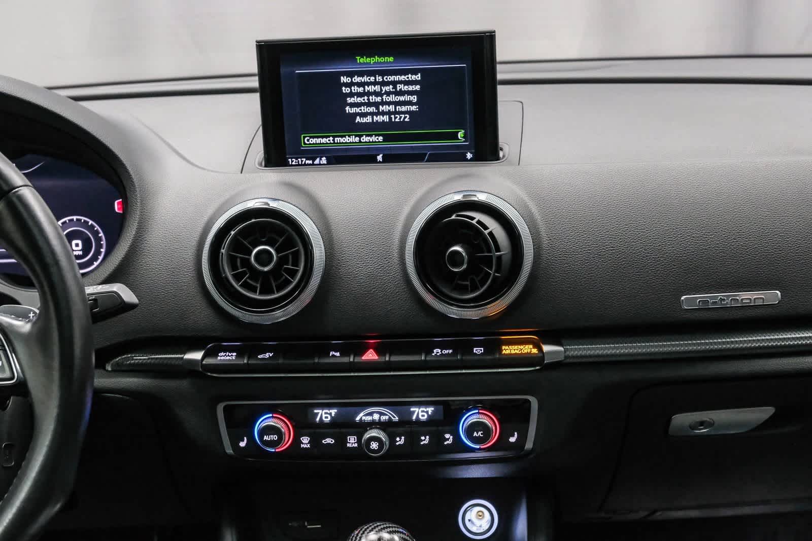 Thumbnail: 2018 Audi A3 e-tron - 14