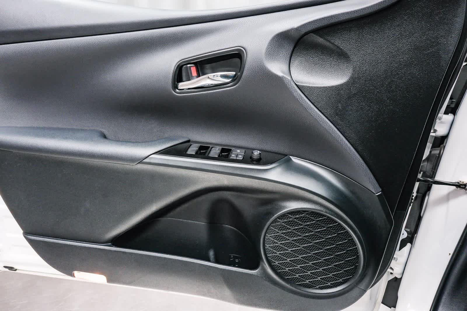 Thumbnail: 2021 Toyota Prius Prime - 19