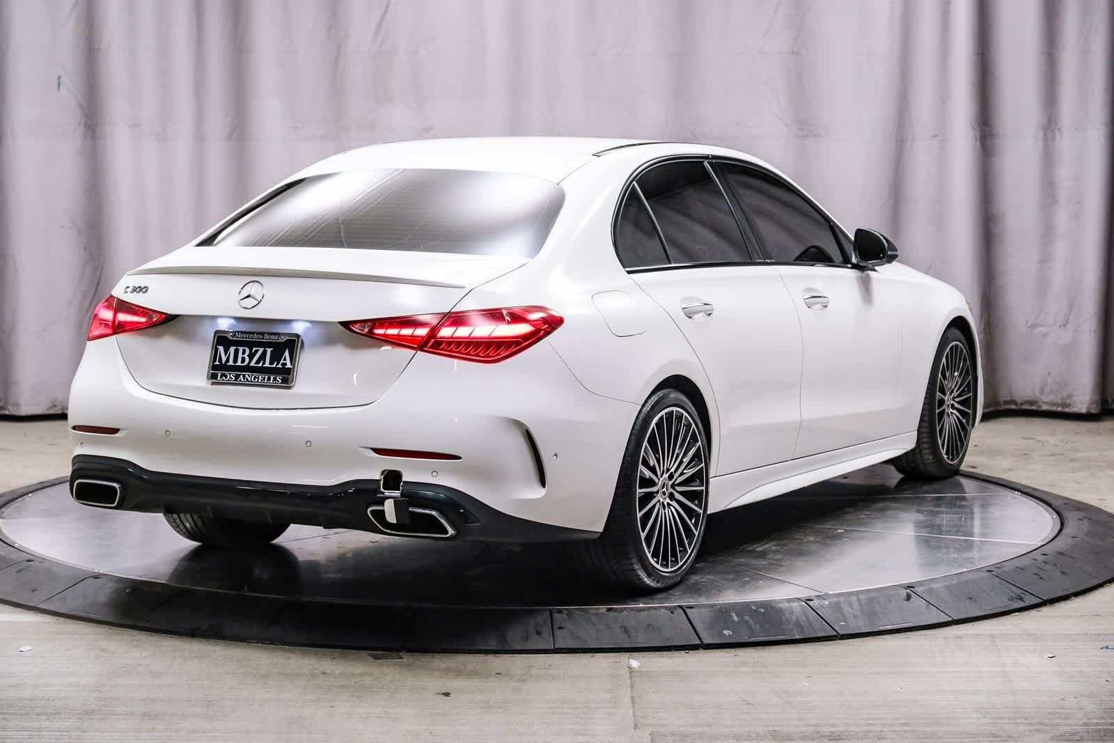 Thumbnail: 2023 Mercedes-Benz C-Class - 4