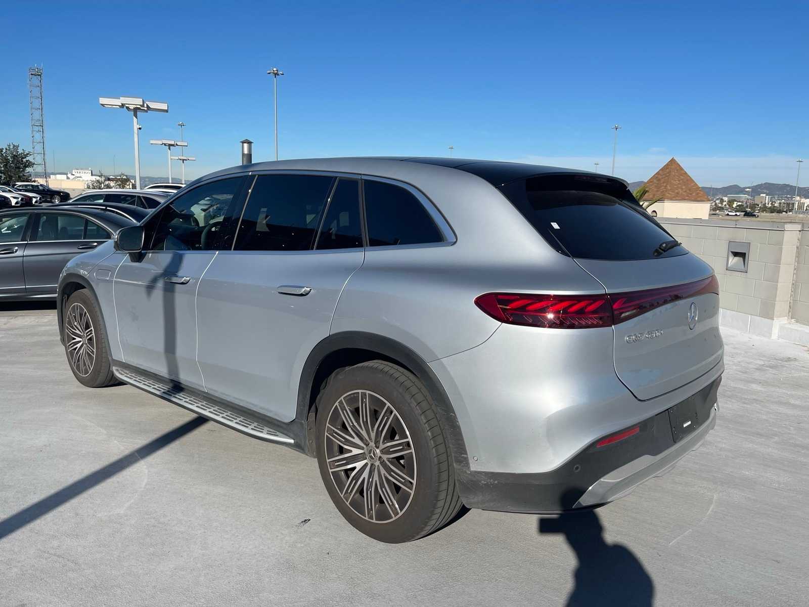 Thumbnail: 2023 Mercedes-Benz EQS - 6