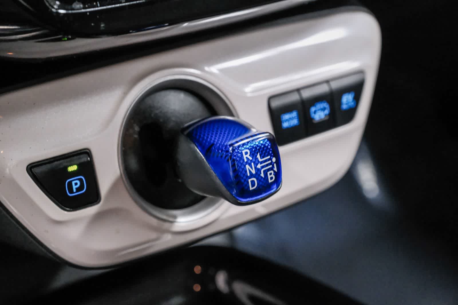 Thumbnail: 2017 Toyota Prius Prime - 20