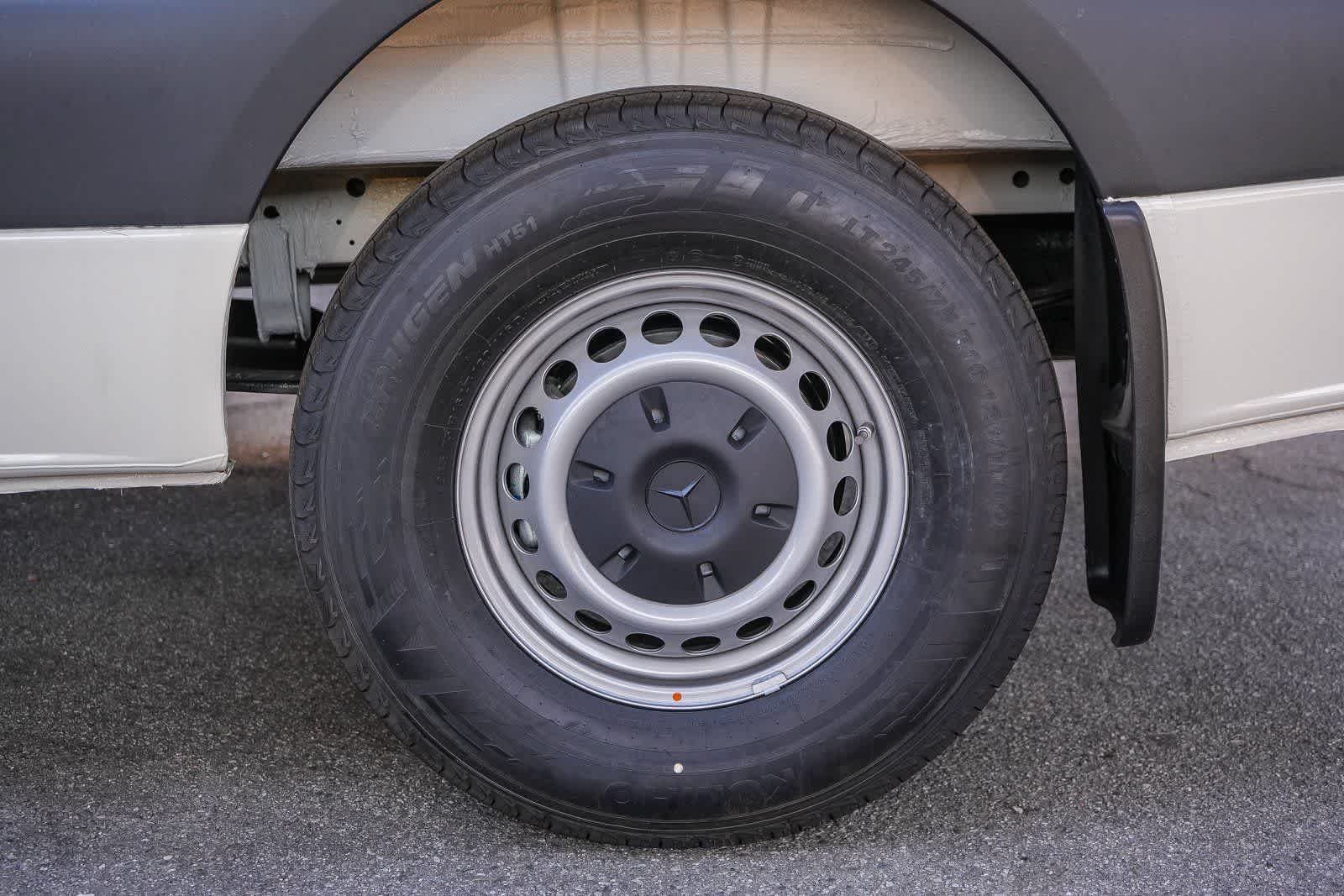 Thumbnail: 2026 Mercedes-Benz Sprinter - 10