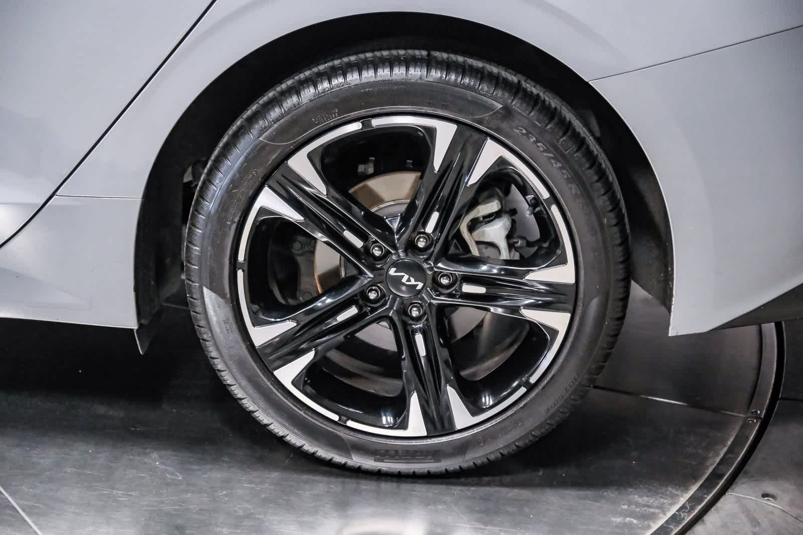 Thumbnail: 2023 Kia K5 - 9