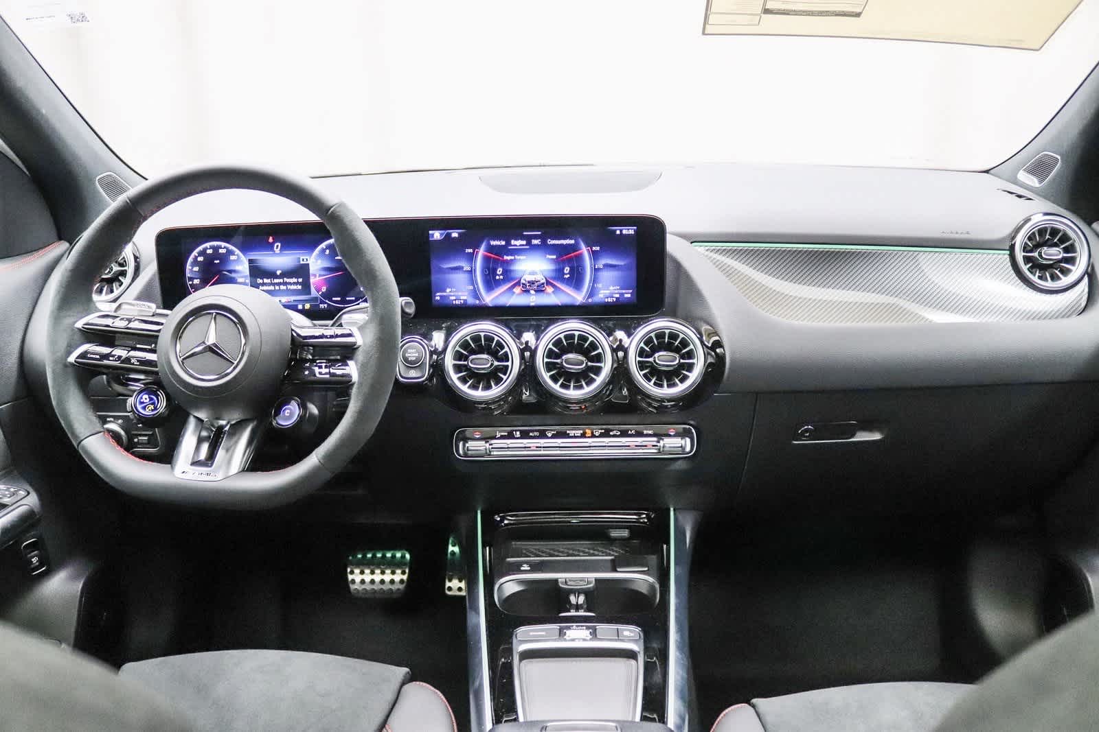 Thumbnail: 2025 Mercedes-Benz GLA - 11