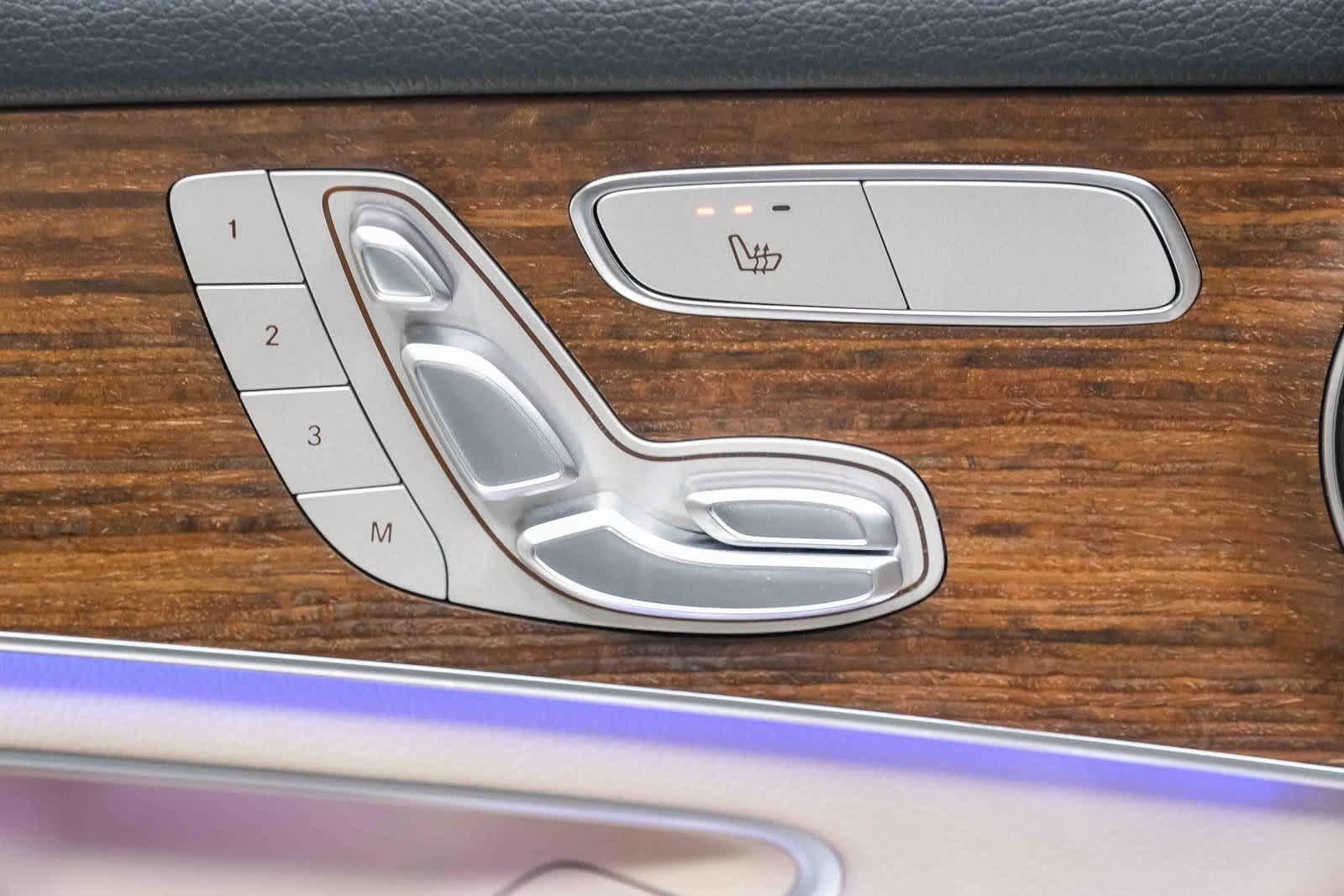 Thumbnail: 2022 Mercedes-Benz GLC - 23