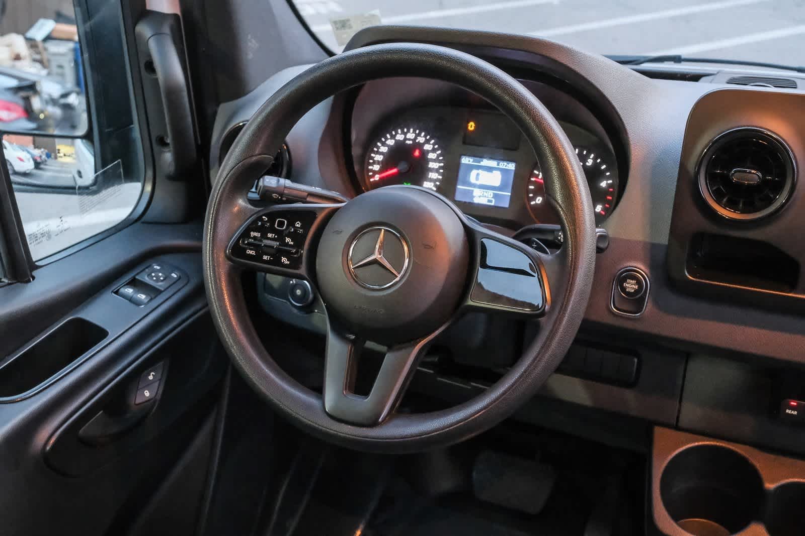 Thumbnail: 2021 Mercedes-Benz Sprinter - 16