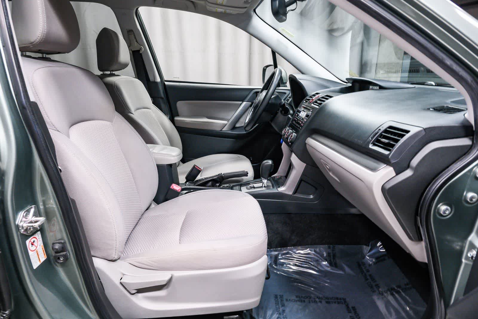 Thumbnail: 2015 Subaru Forester - 16