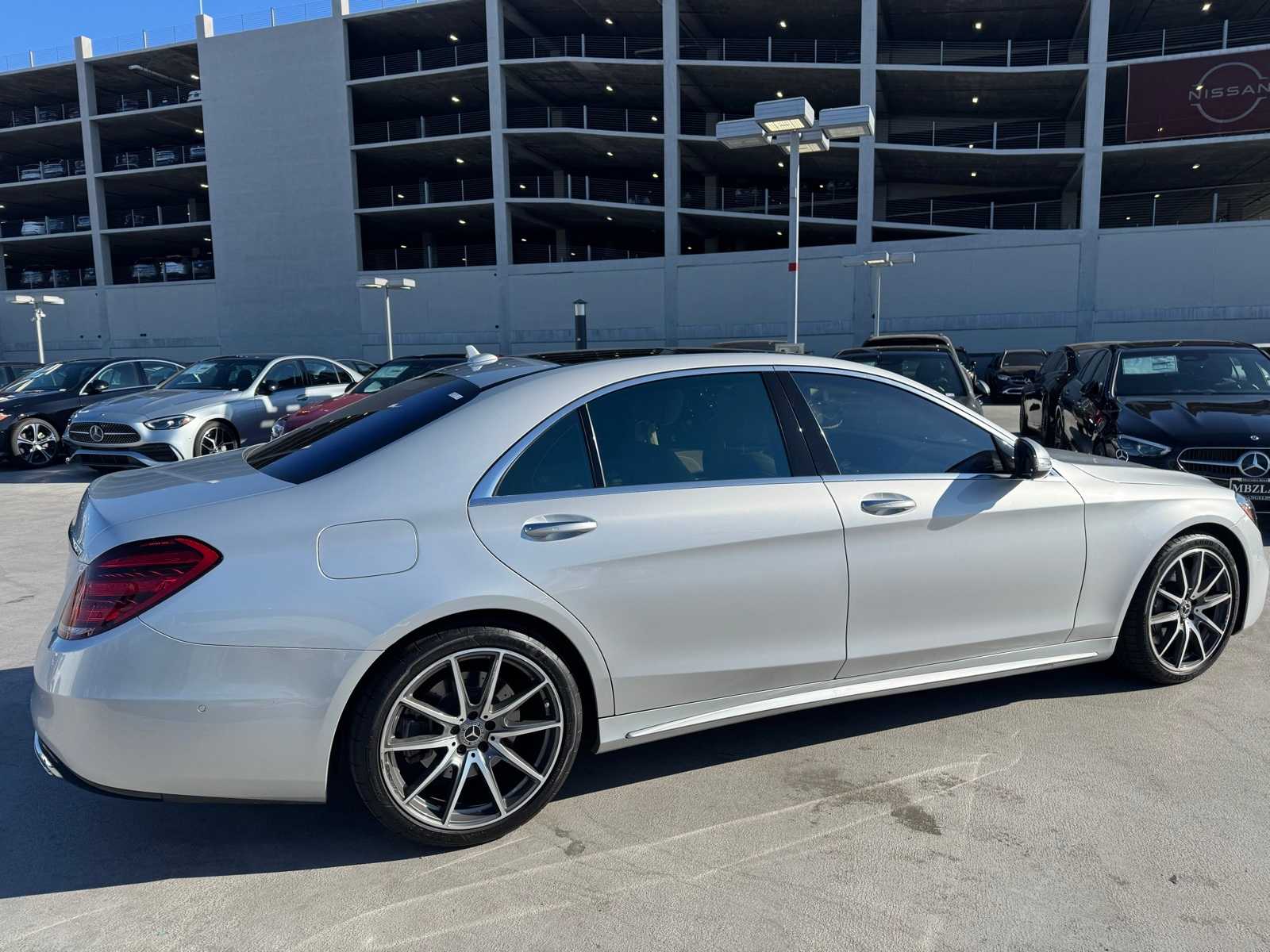 Thumbnail: 2019 Mercedes-Benz S-Class - 3