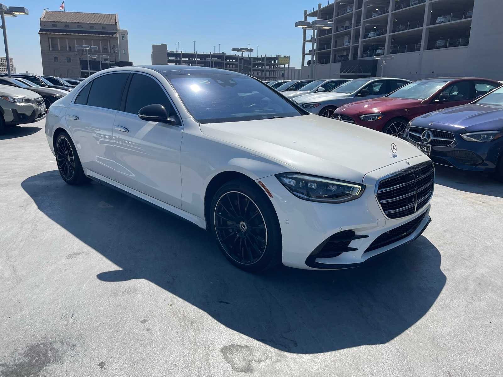 Thumbnail: 2022 Mercedes-Benz S-Class - 2