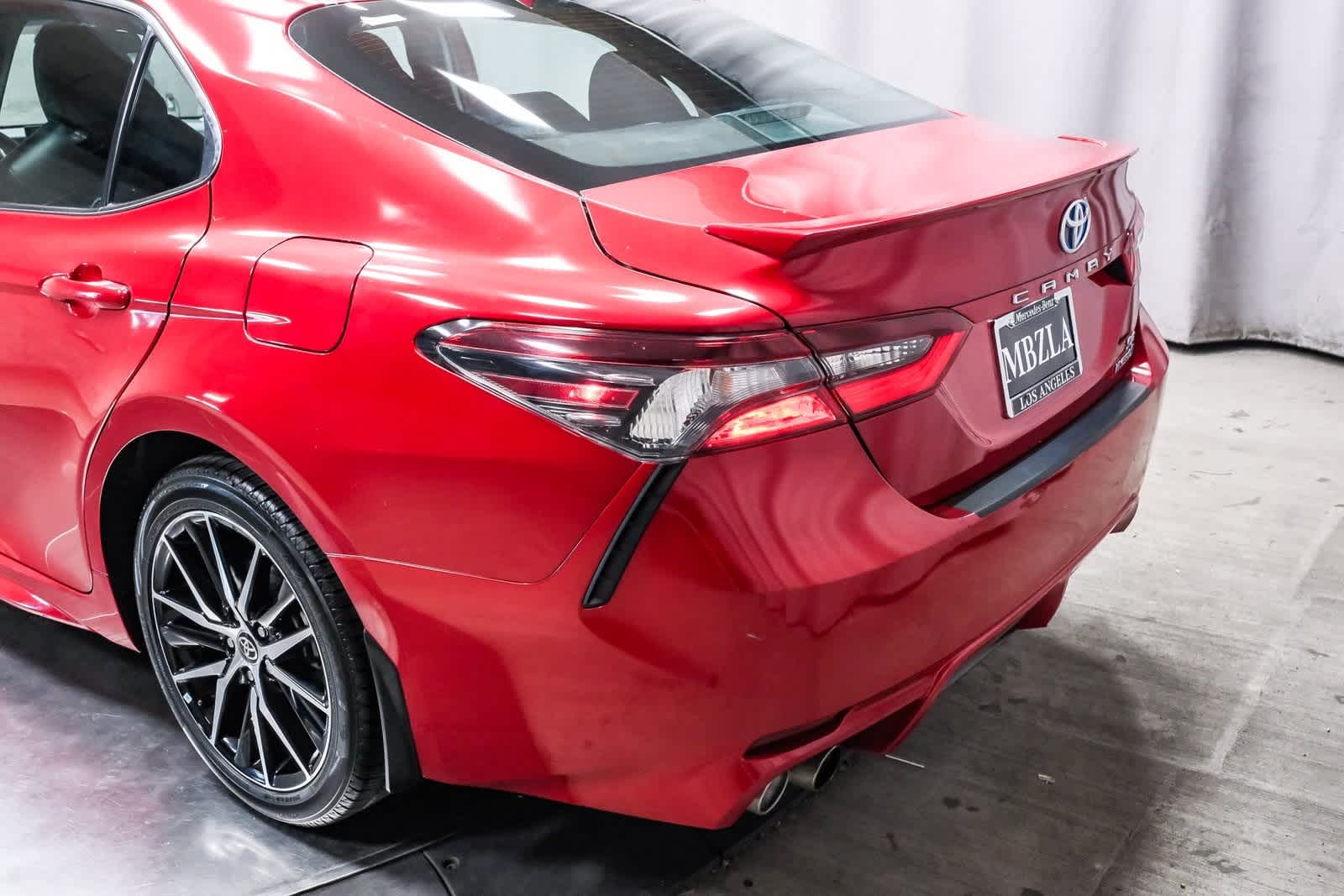 Thumbnail: 2022 Toyota Camry - 8