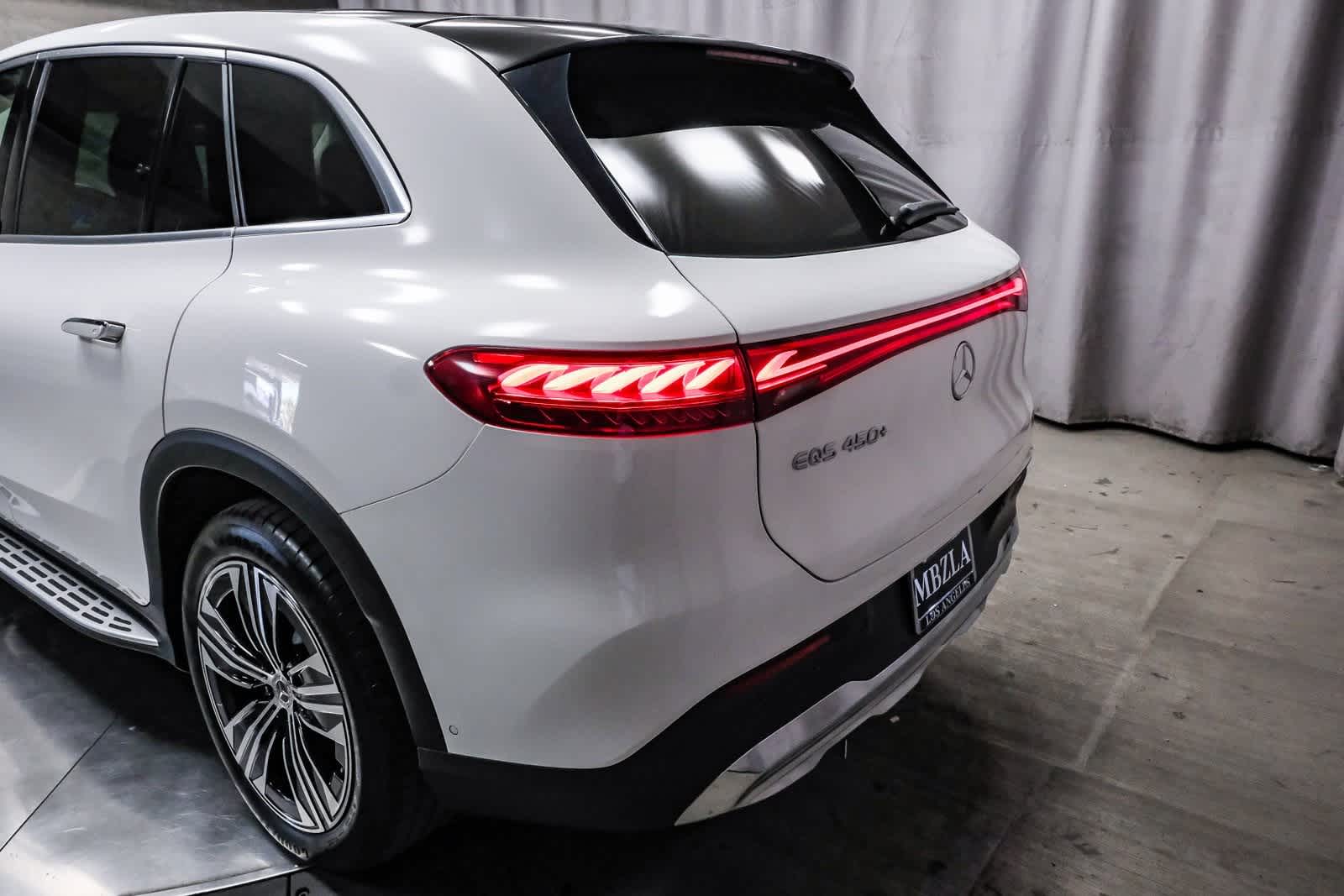 Thumbnail: 2023 Mercedes-Benz EQS - 8