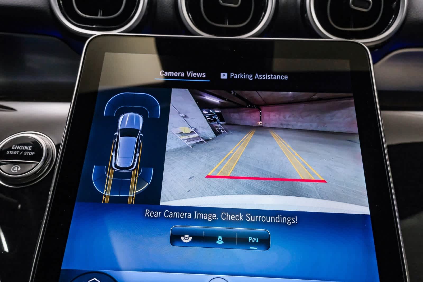 Thumbnail: 2025 Mercedes-Benz GLC - 24