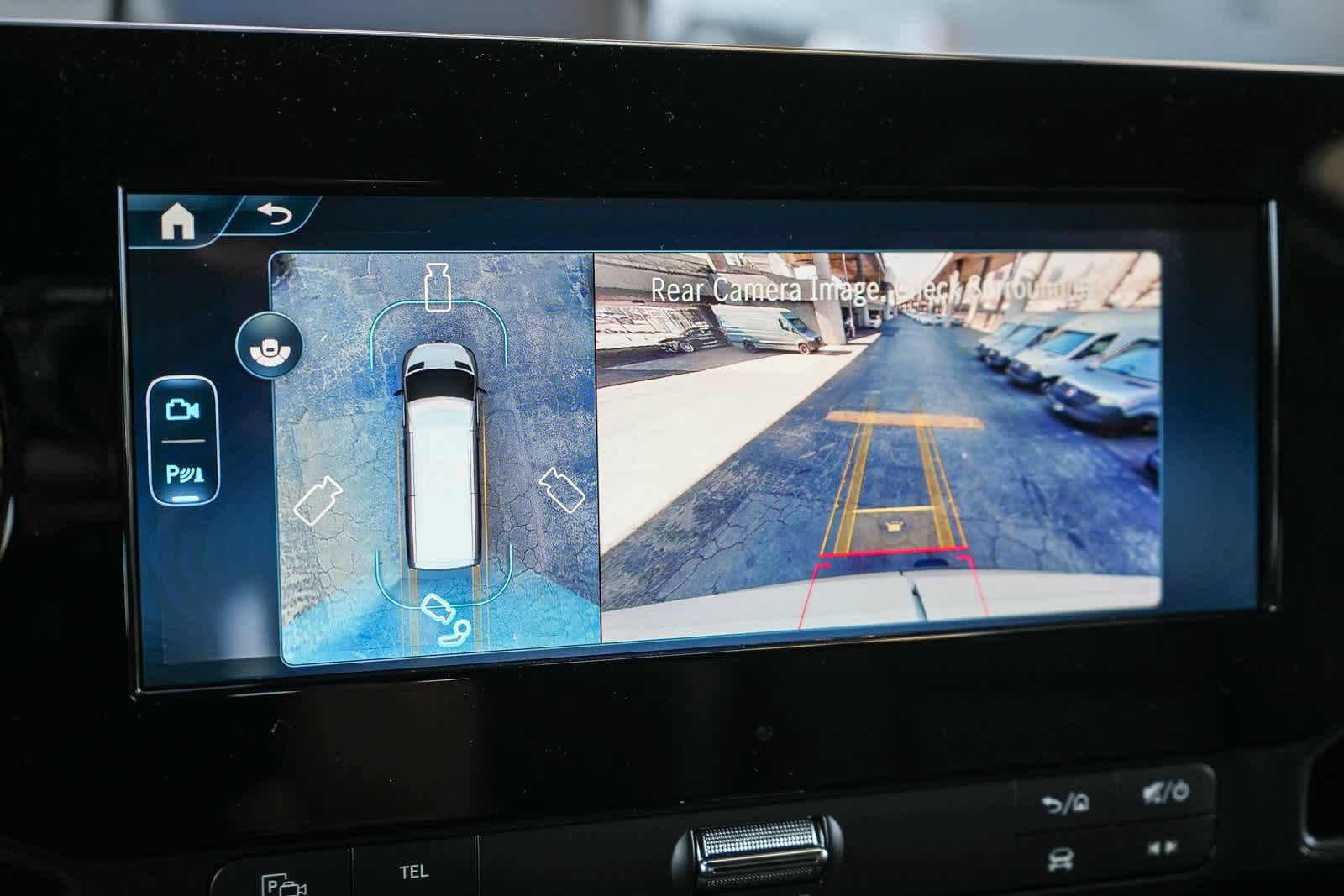 Thumbnail: 2026 Mercedes-Benz Sprinter - 23