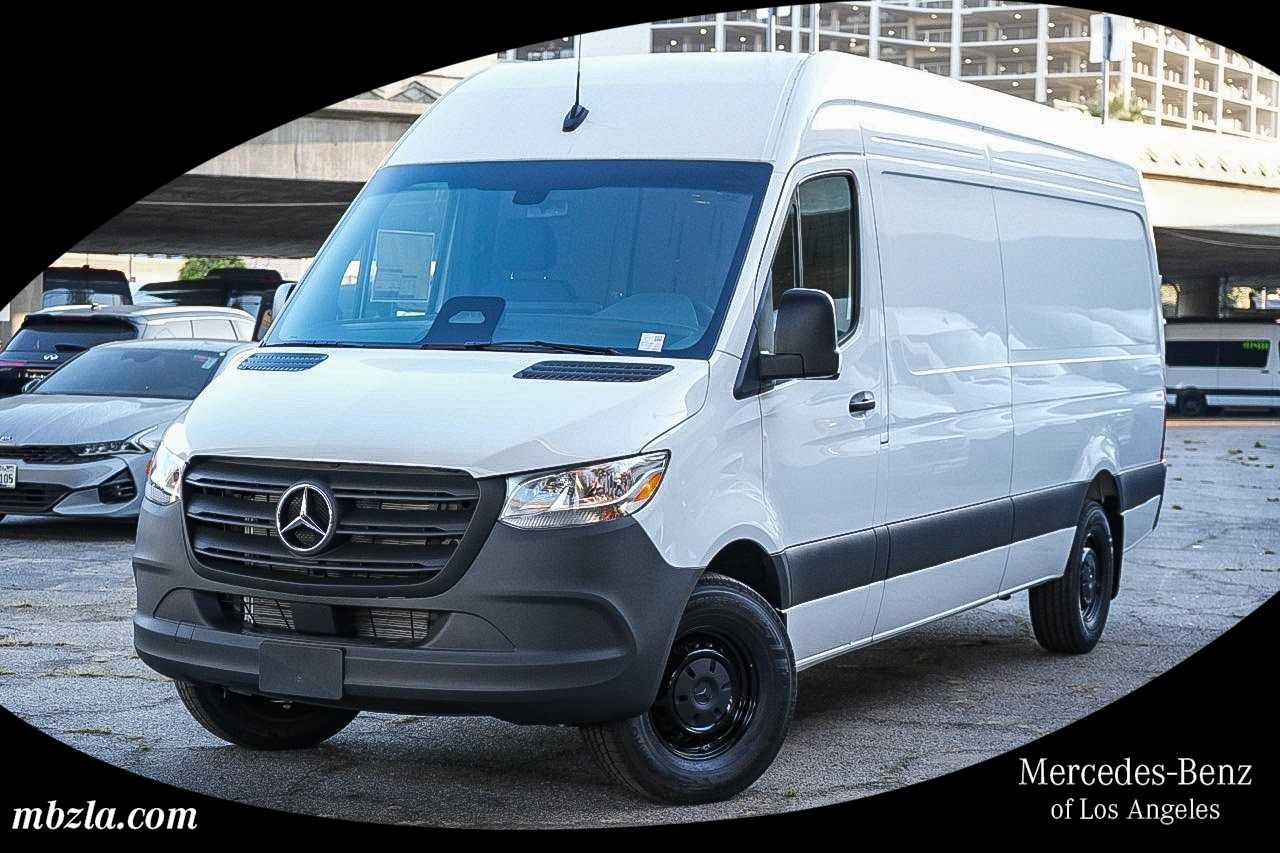 Thumbnail: 2026 Mercedes-Benz Sprinter - 1