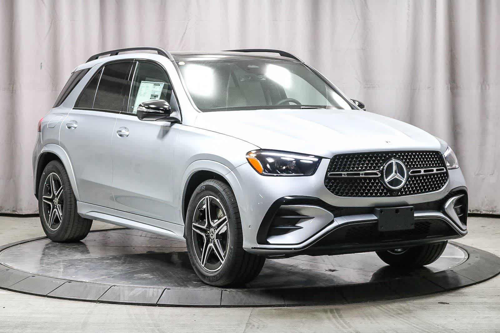Thumbnail: 2026 Mercedes-Benz GLE - 3