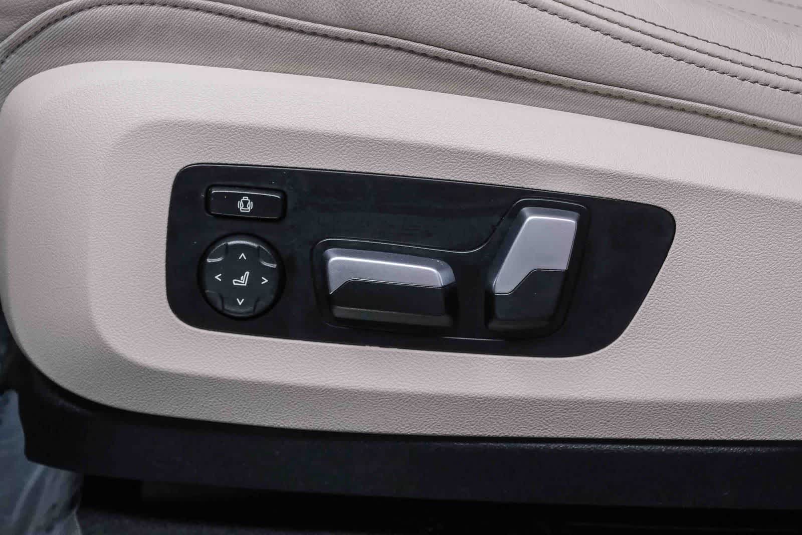 Thumbnail: 2022 BMW X5 - 20