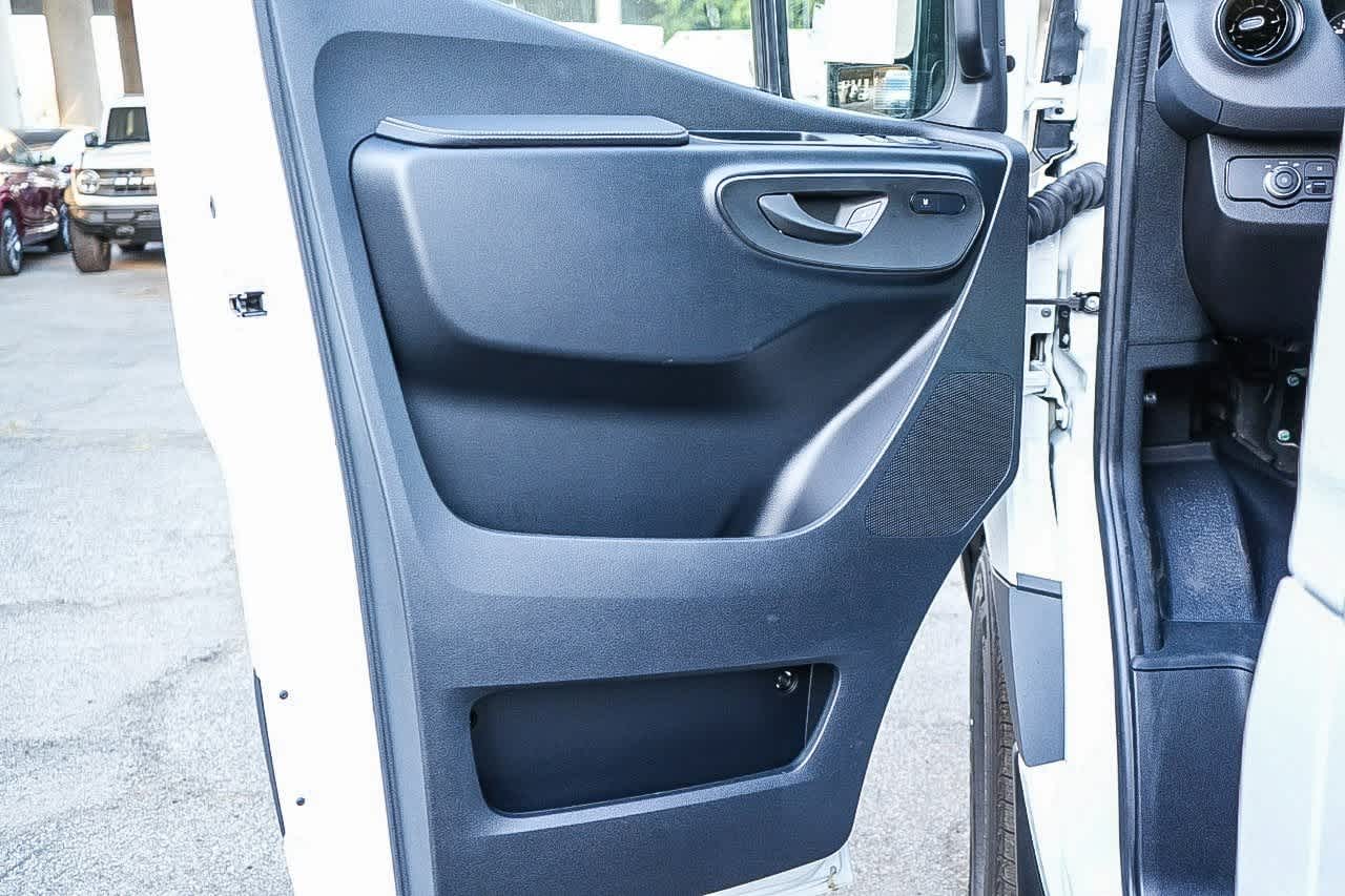 Thumbnail: 2026 Mercedes-Benz Sprinter - 19