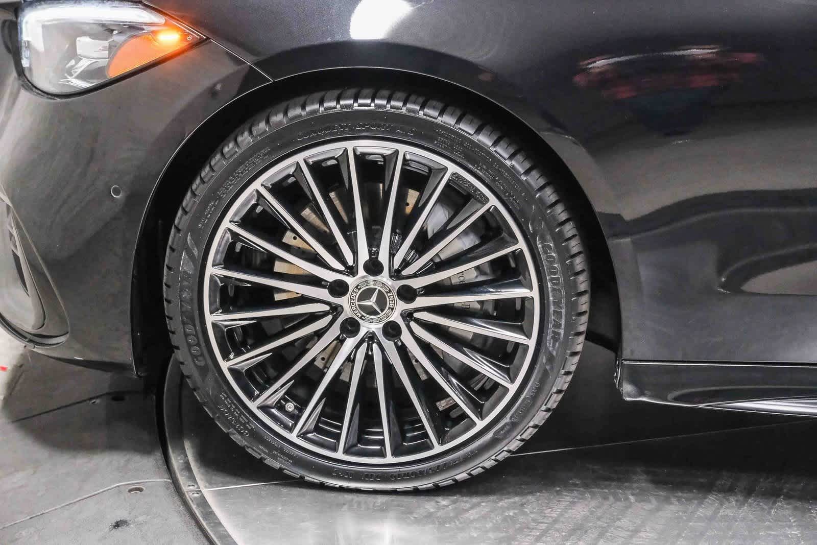 Thumbnail: 2024 Mercedes-Benz C-Class - 10