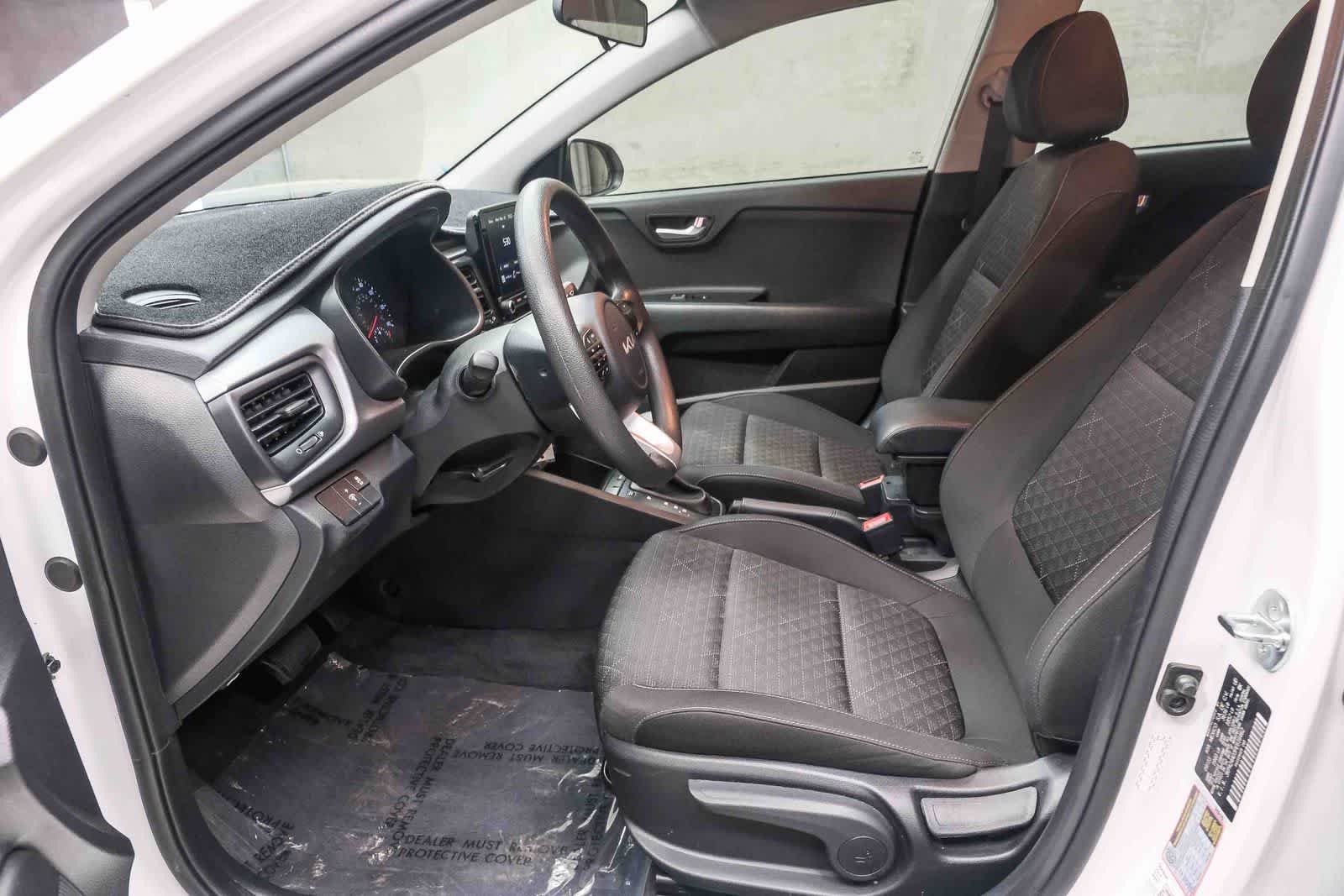 Thumbnail: 2023 Kia Rio - 19