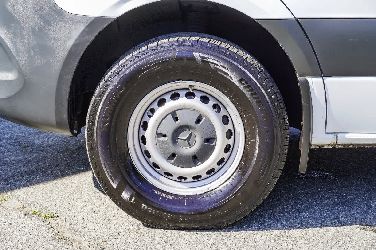 Thumbnail: 2019 Mercedes-Benz Sprinter - 10