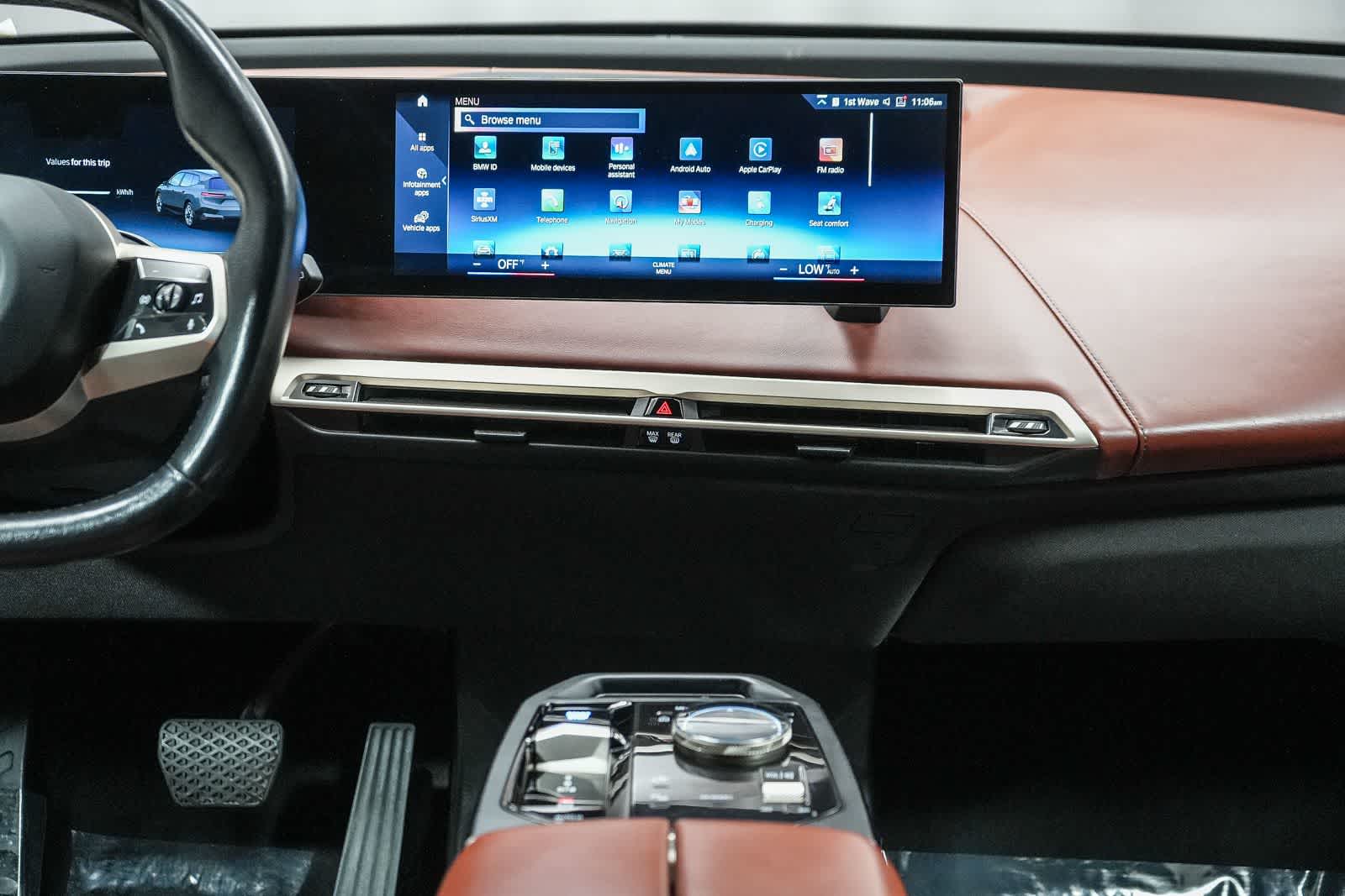 Thumbnail: 2023 BMW iX - 14