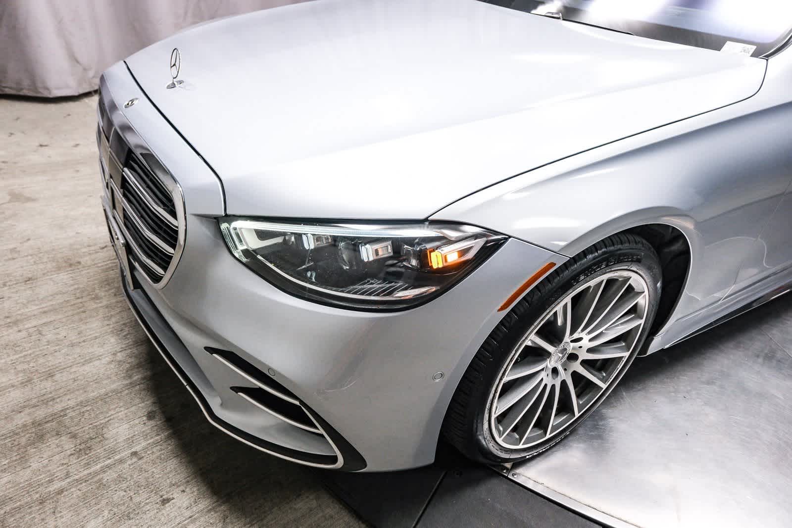 Thumbnail: 2021 Mercedes-Benz B-Class - 12