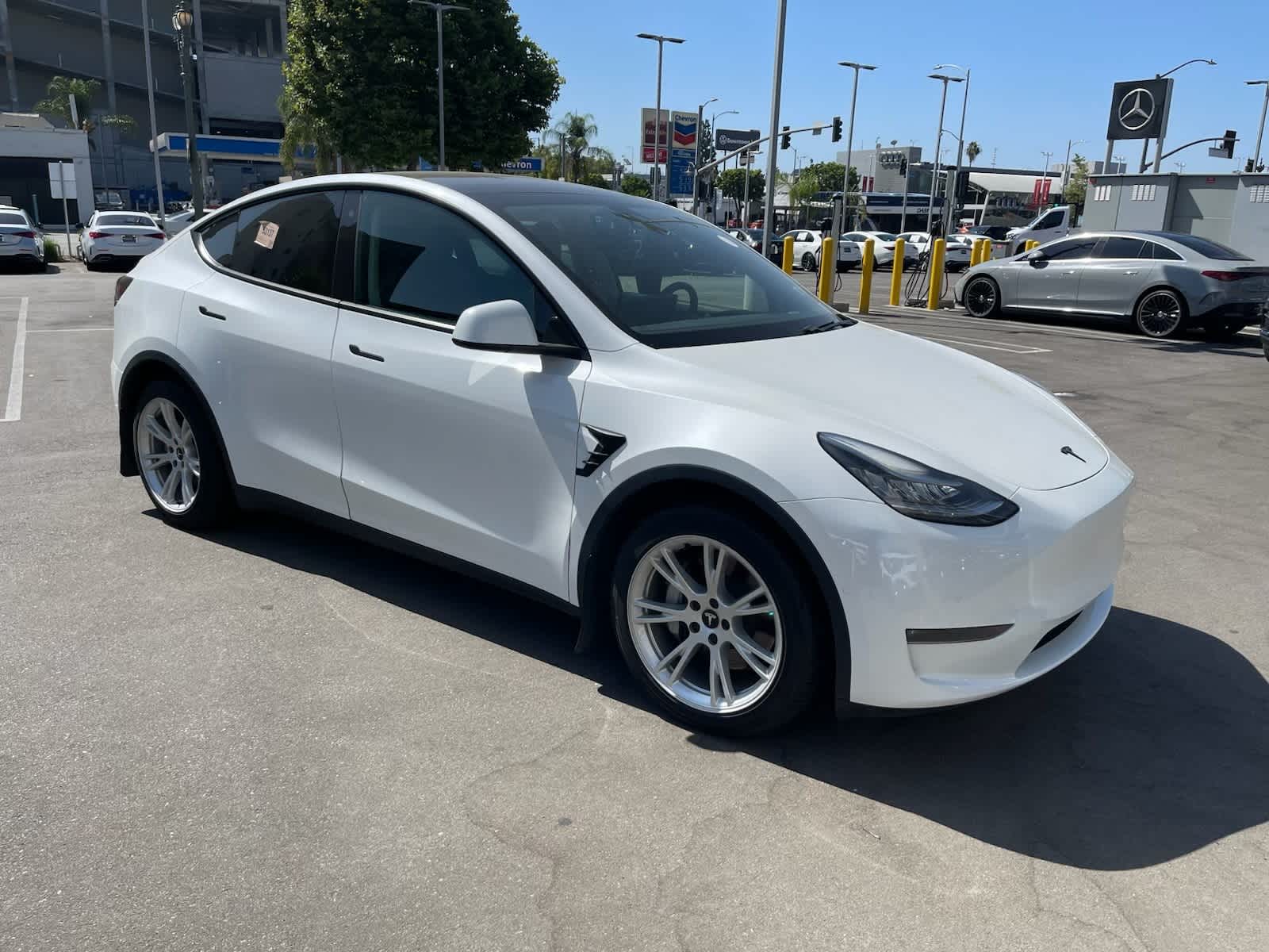 Thumbnail: 2021 Tesla Model Y - 4