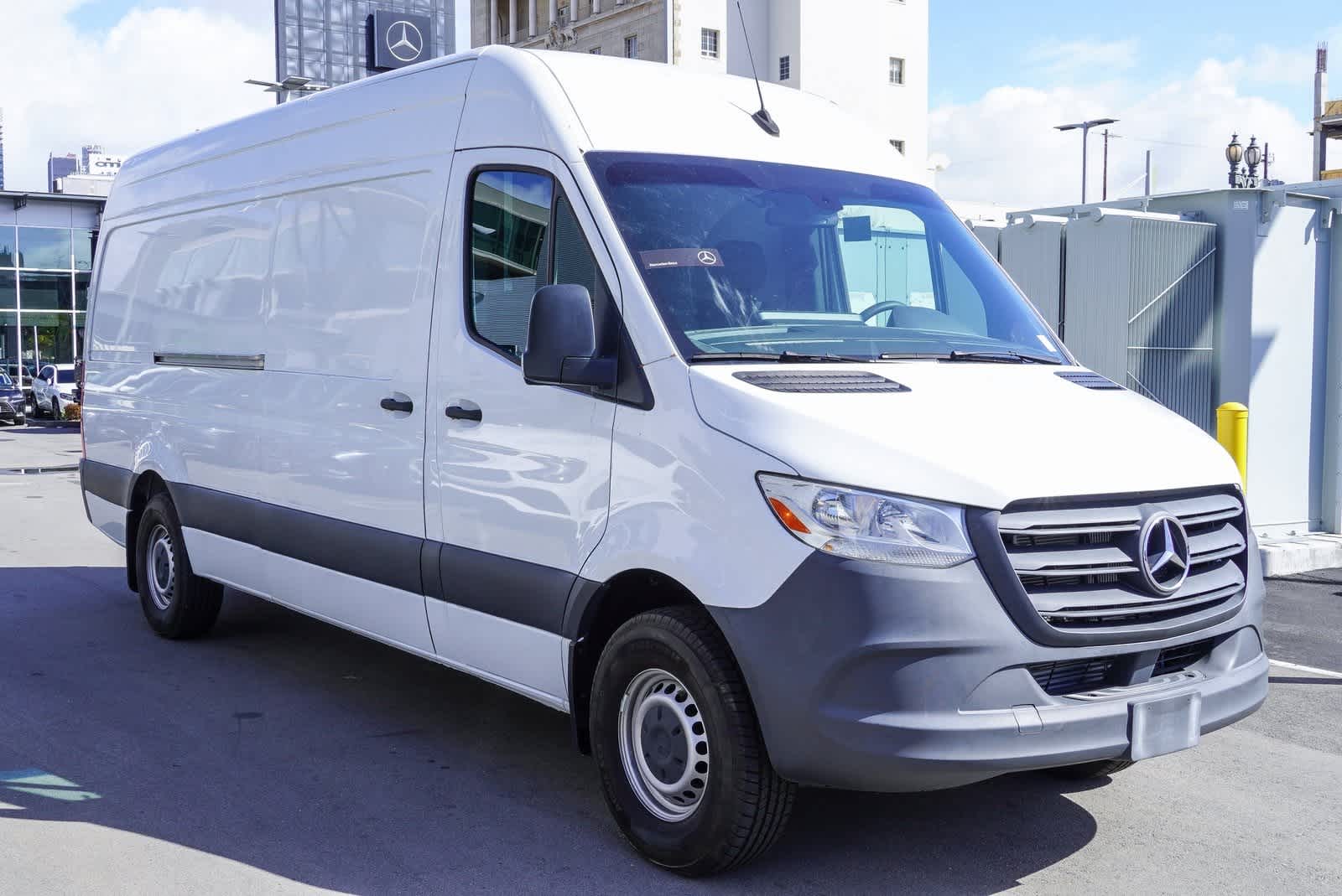 Thumbnail: 2019 Mercedes-Benz Sprinter - 5