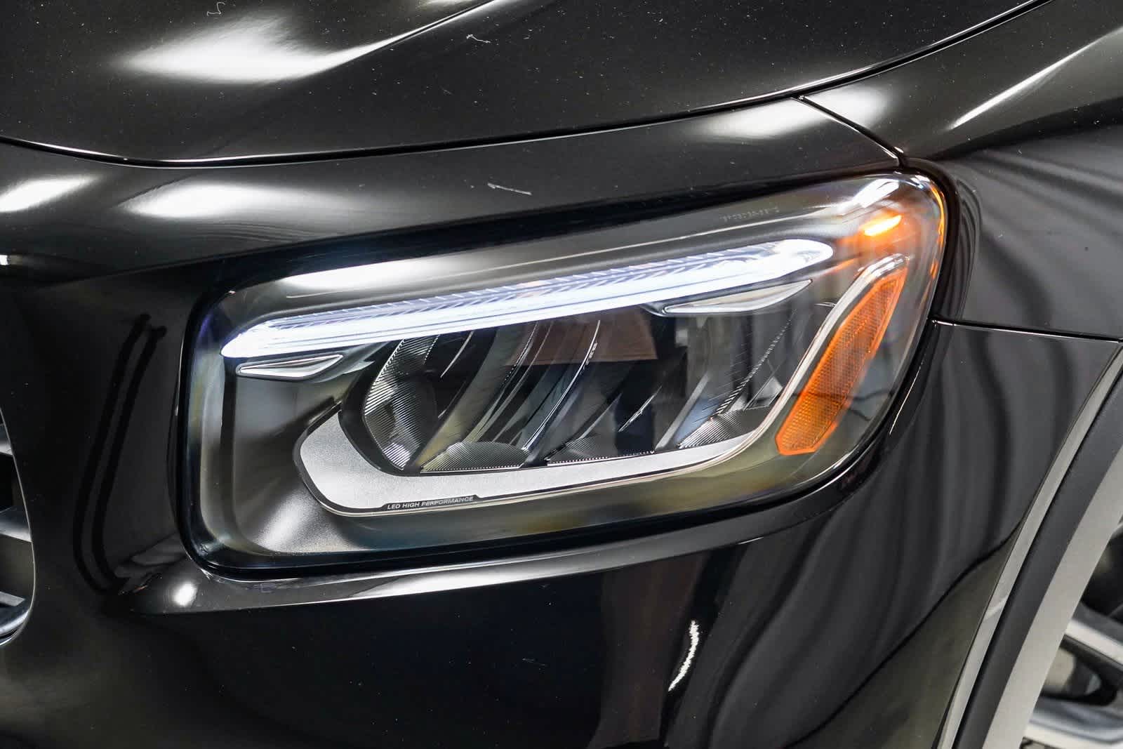 Thumbnail: 2025 Mercedes-Benz GLB - 2