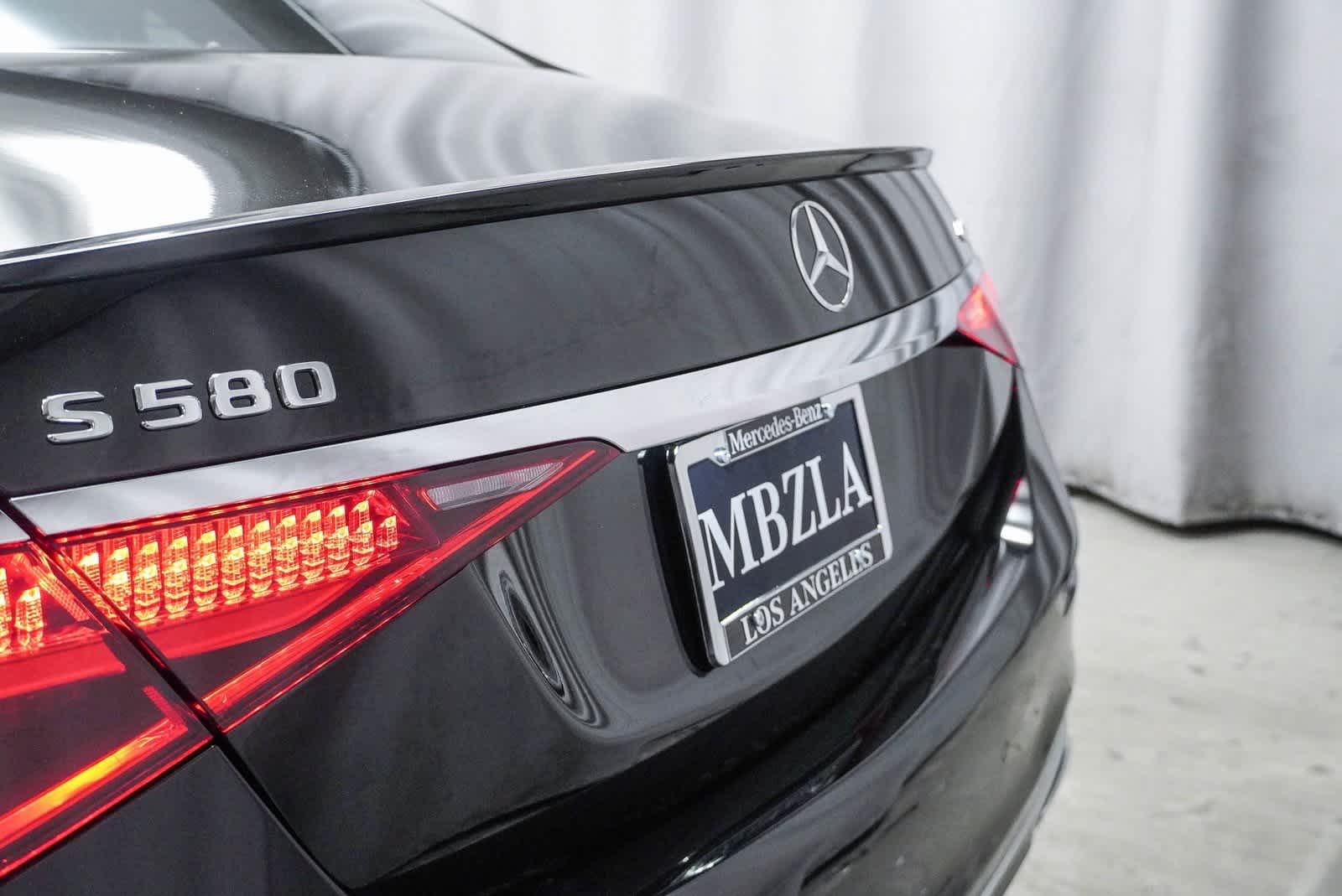 Thumbnail: 2025 Mercedes-Benz B-Class - 12