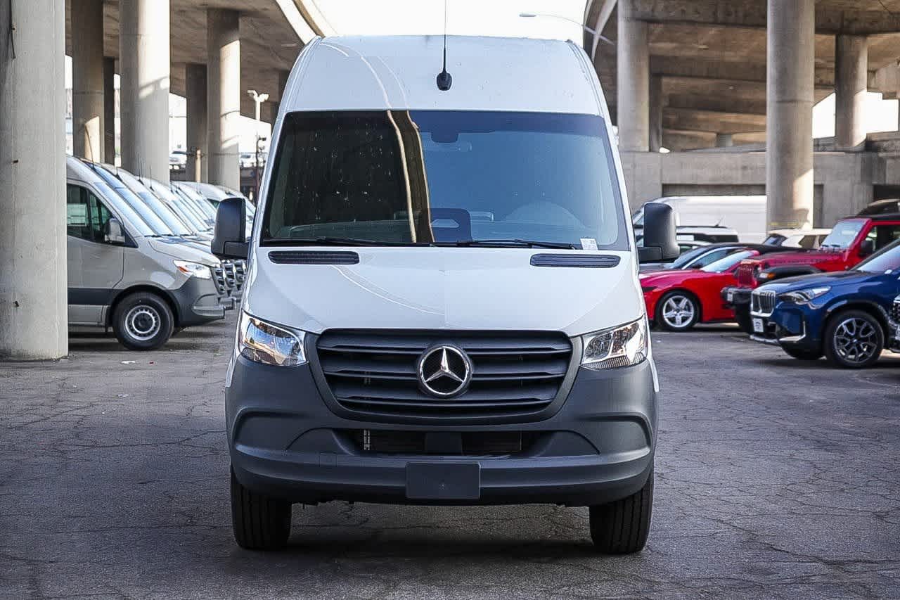 Thumbnail: 2026 Mercedes-Benz Sprinter - 2
