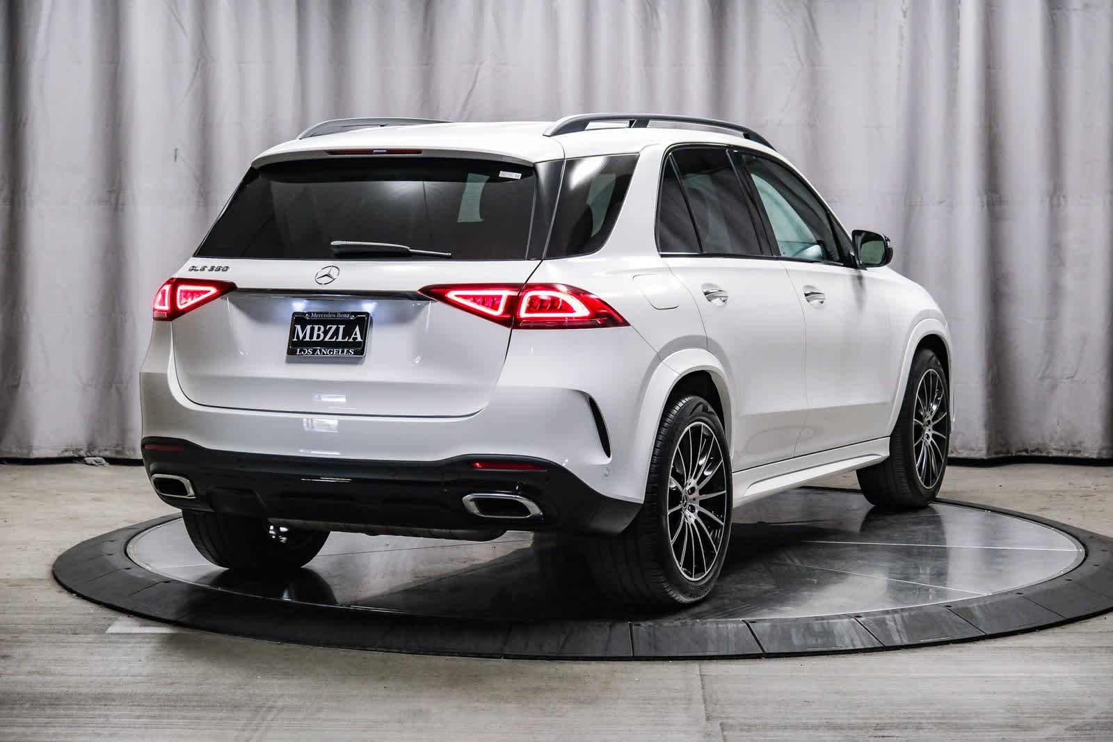 Thumbnail: 2023 Mercedes-Benz GLE - 4