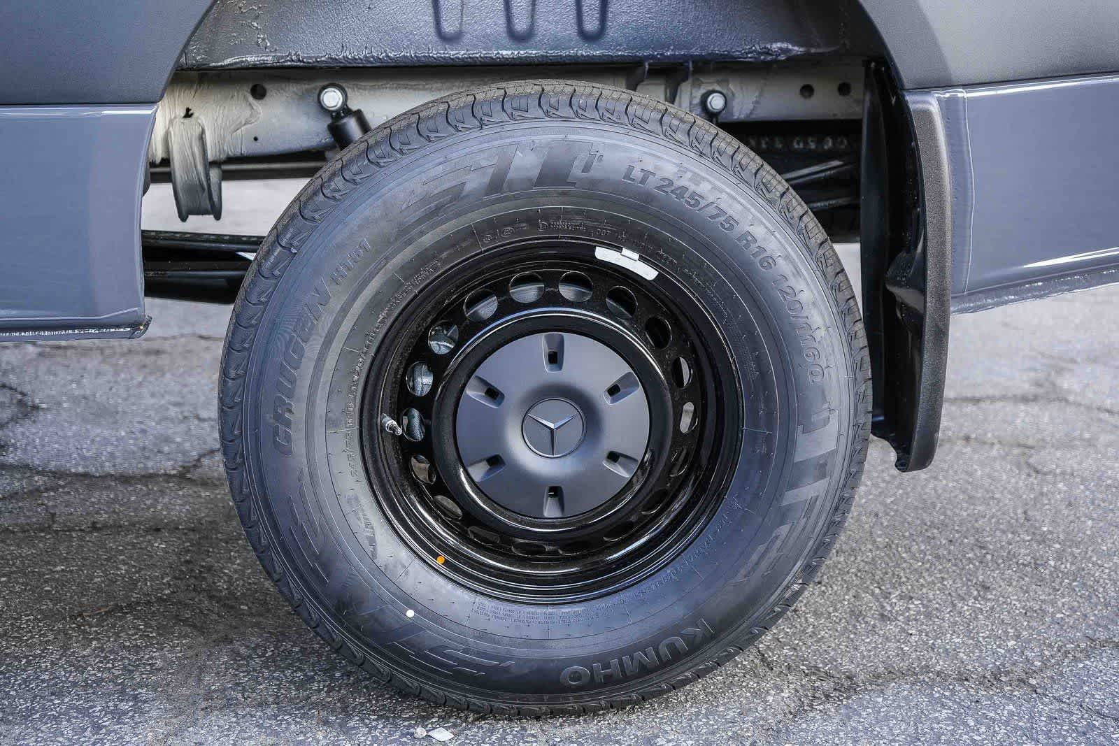 Thumbnail: 2026 Mercedes-Benz Sprinter - 10