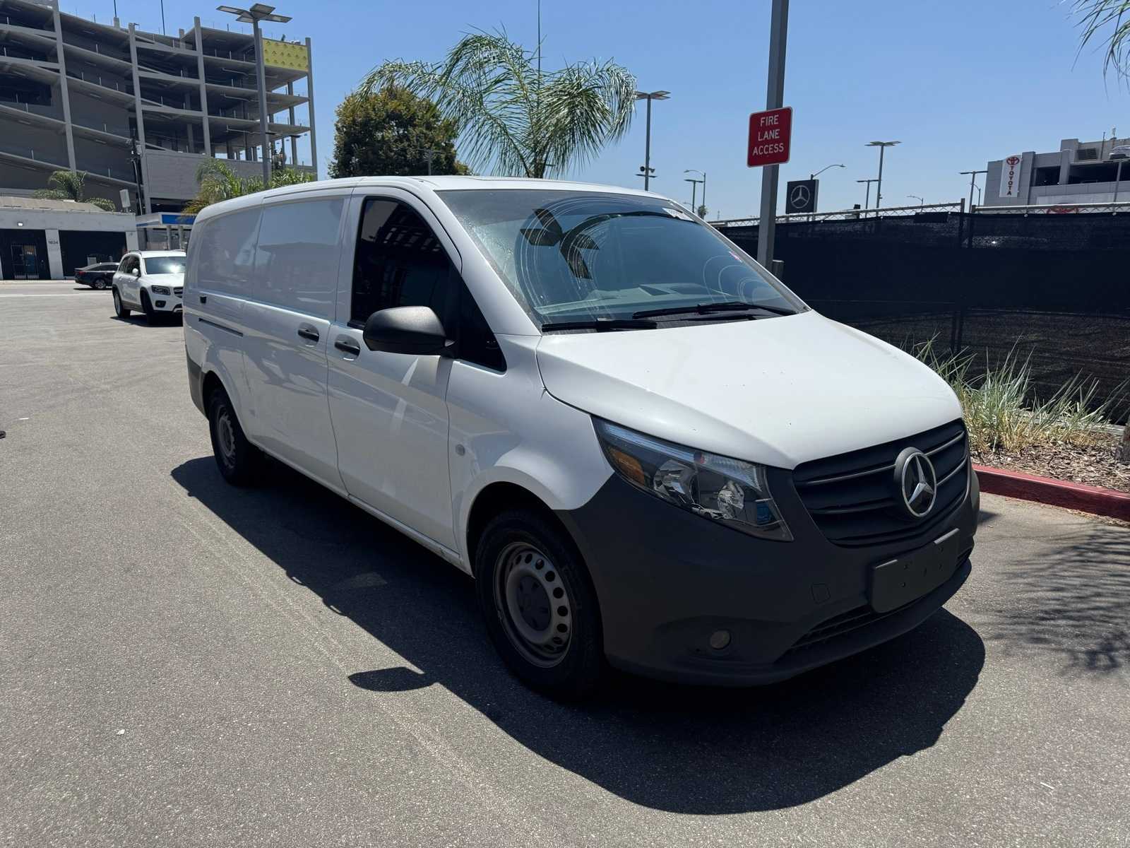 Thumbnail: 2023 Mercedes-Benz Metris - 3