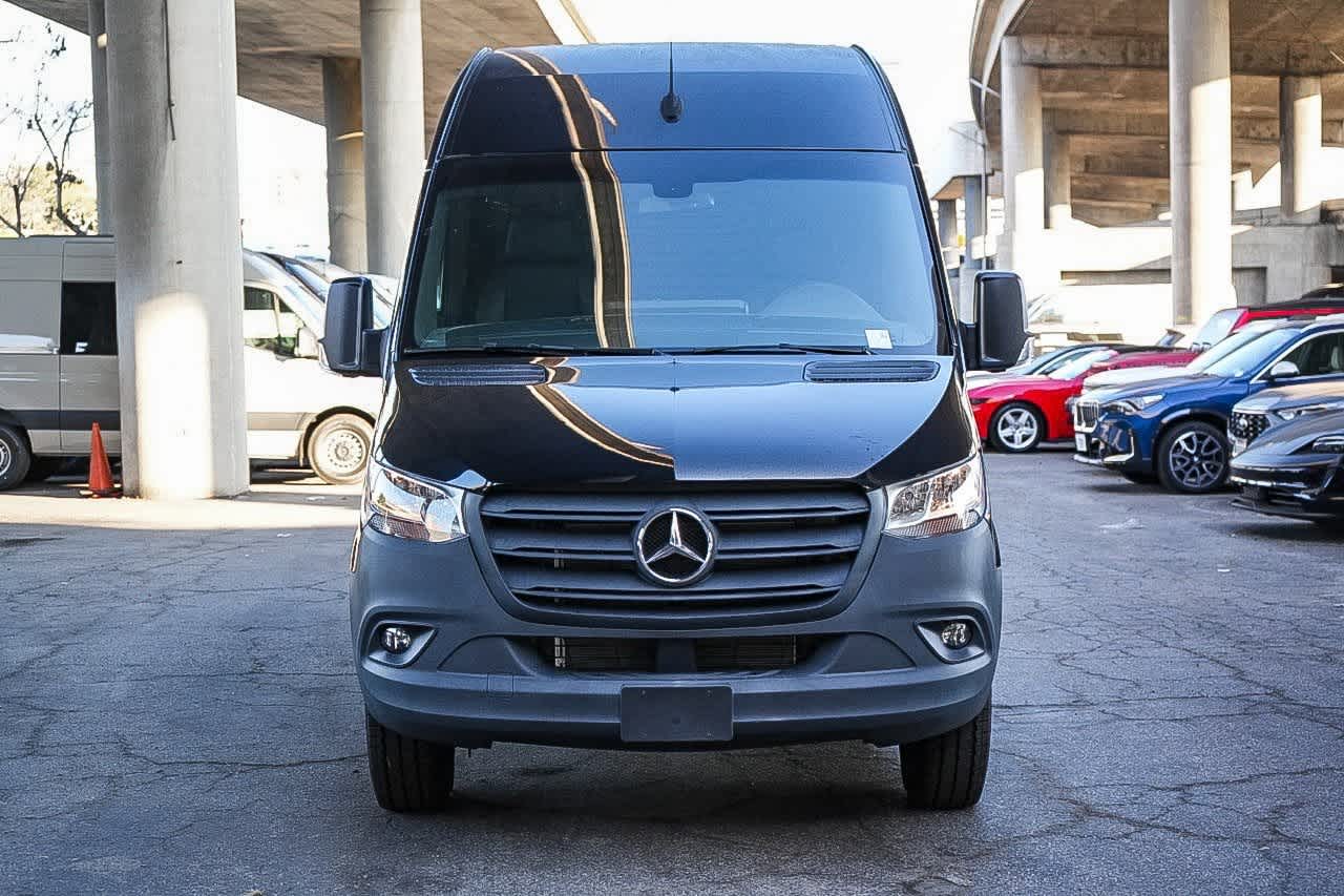 Thumbnail: 2024 Mercedes-Benz Sprinter - 2
