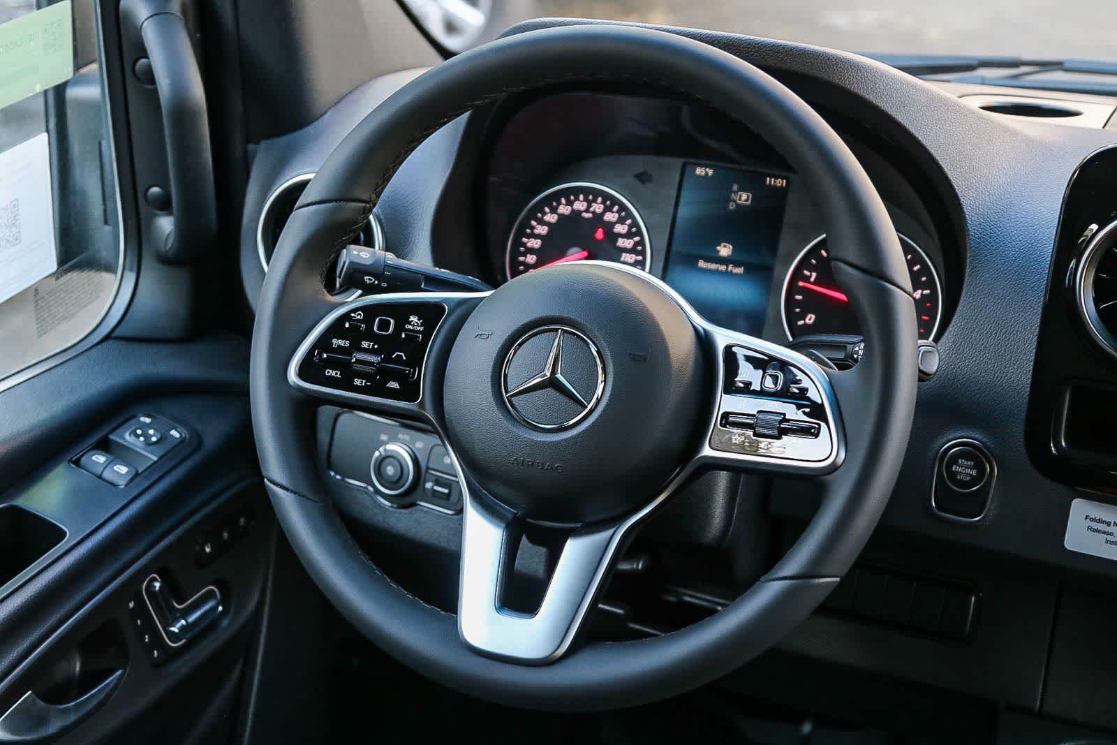 Thumbnail: 2024 Mercedes-Benz Sprinter - 15
