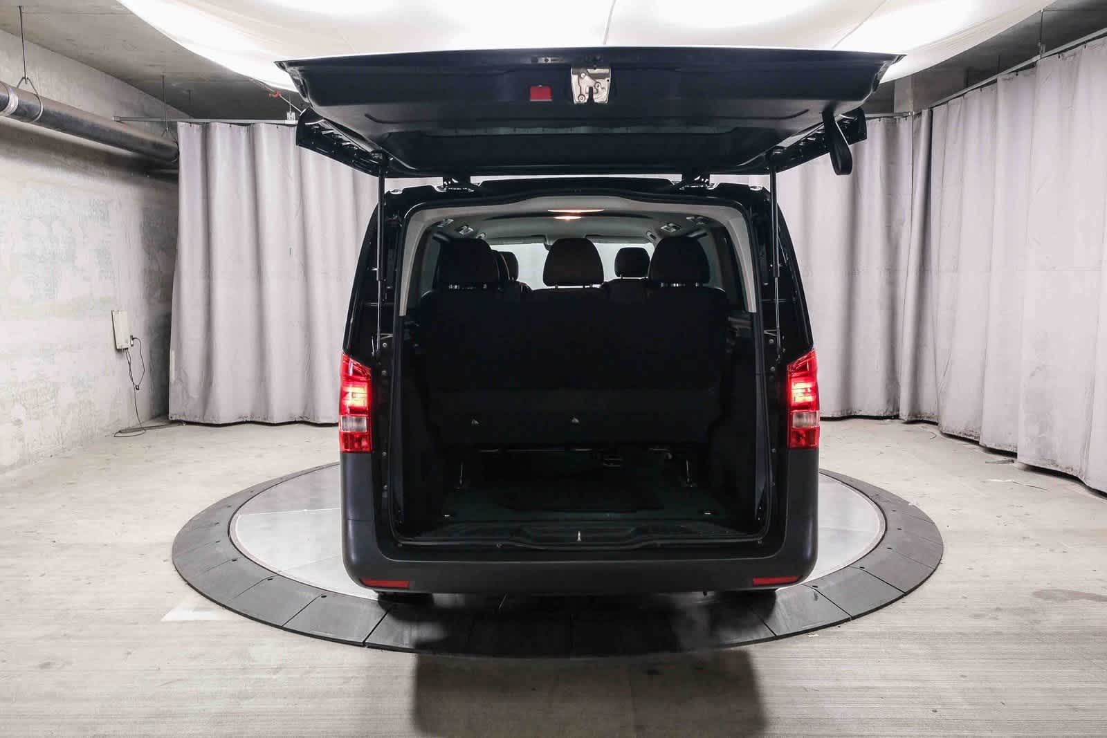 Thumbnail: 2023 Mercedes-Benz Metris - 28