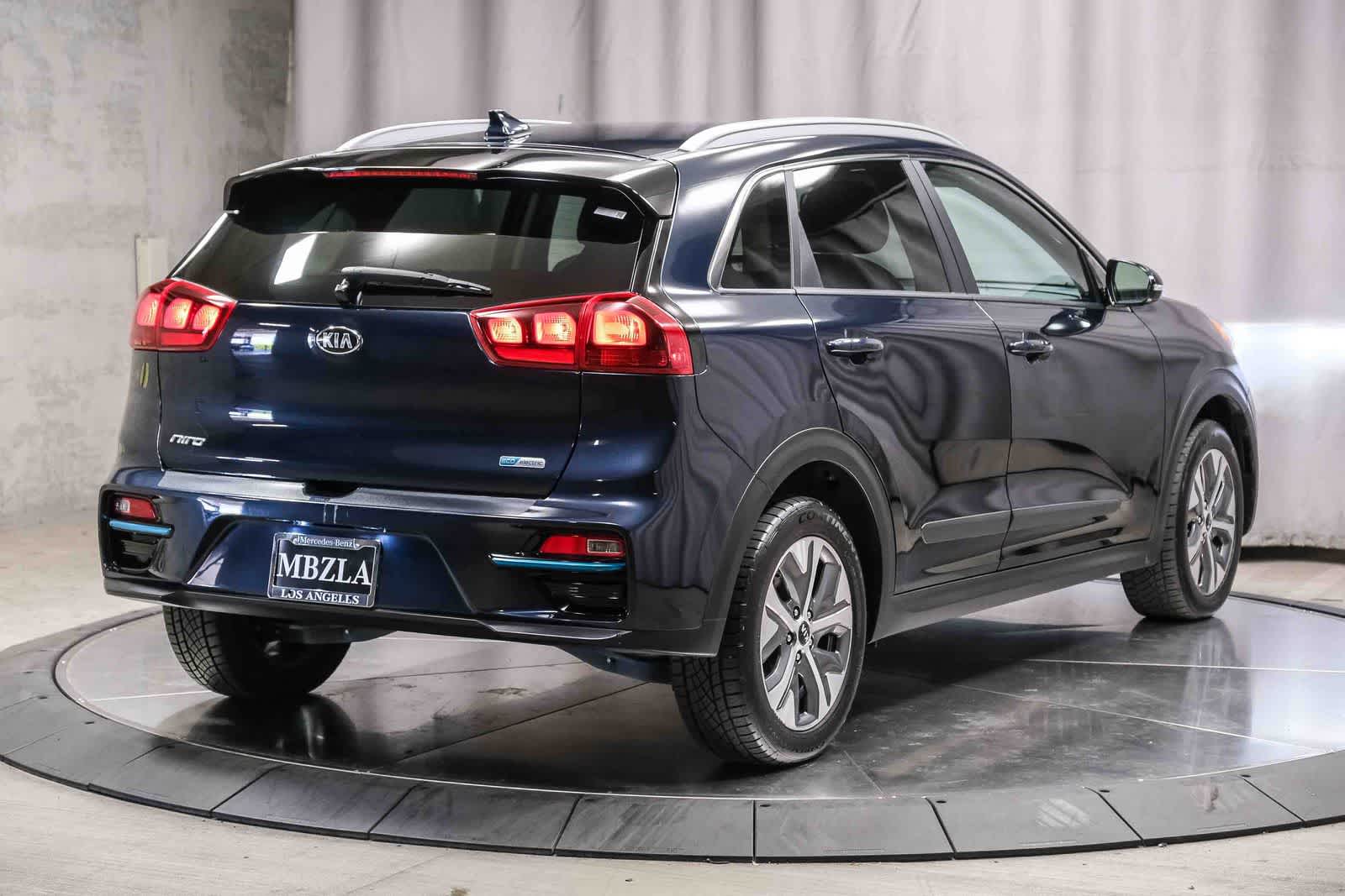 Thumbnail: 2020 Kia Niro - 4