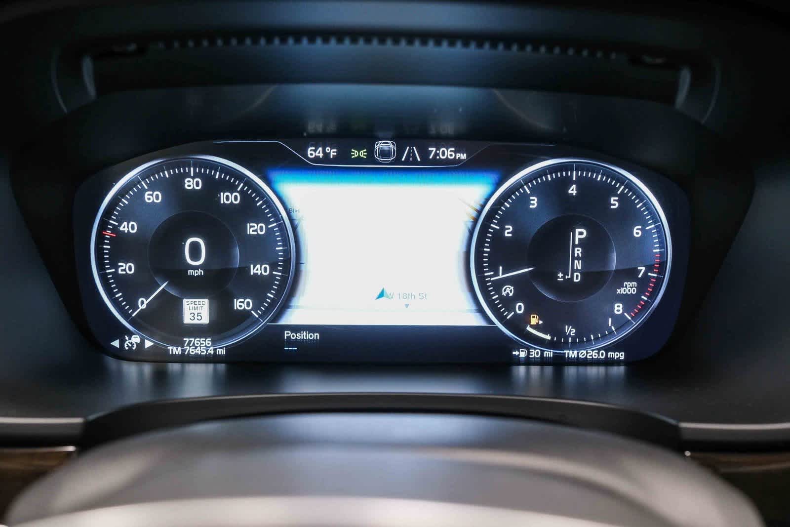 Thumbnail: 2018 Volvo S90 - 25