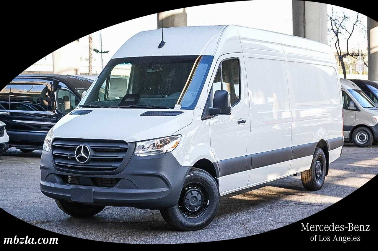 Thumbnail: 2026 Mercedes-Benz Sprinter - 1