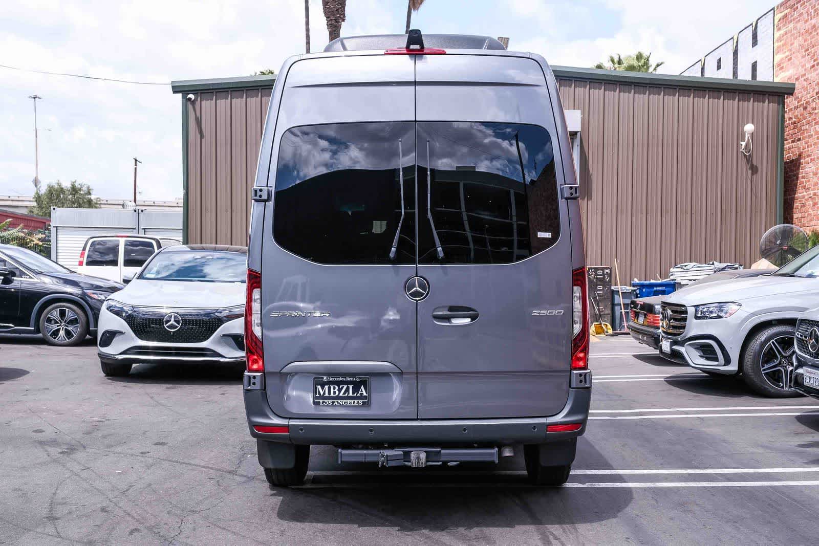 Thumbnail: 2024 Mercedes-Benz Sprinter - 5