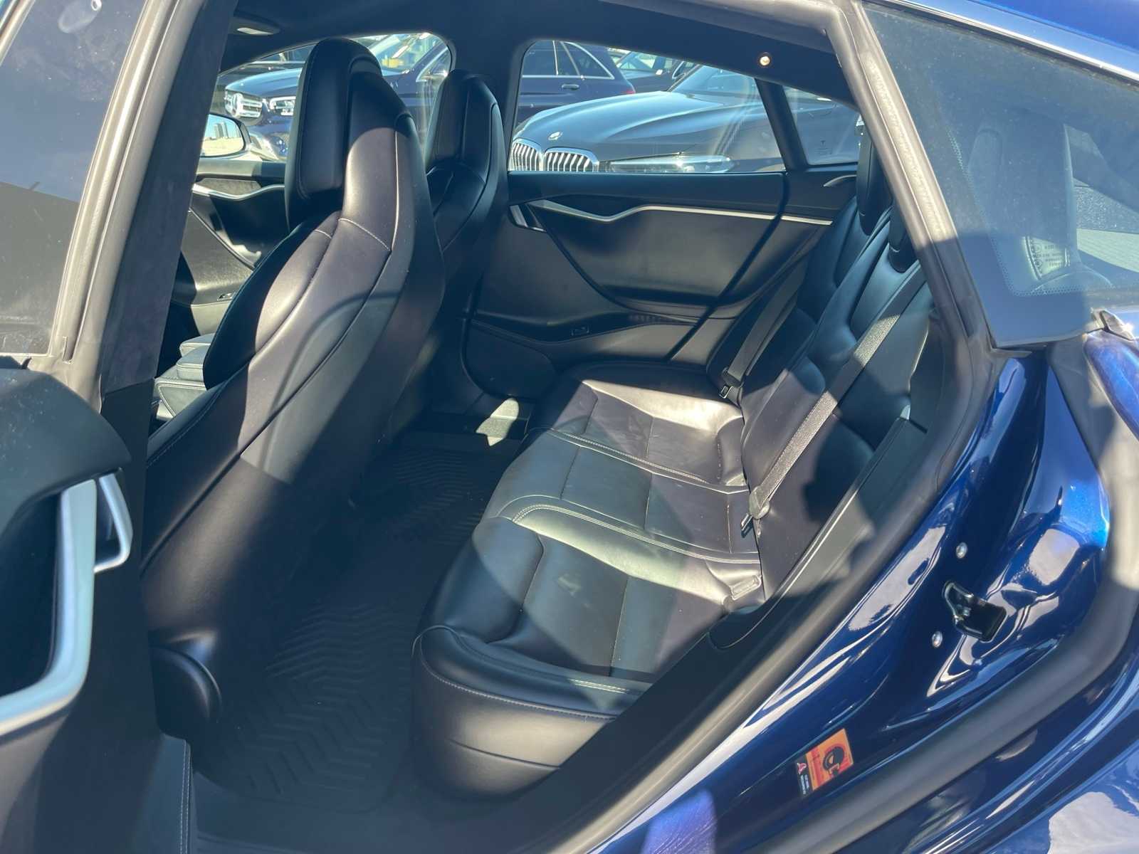 Thumbnail: 2017 Tesla Model S - 4