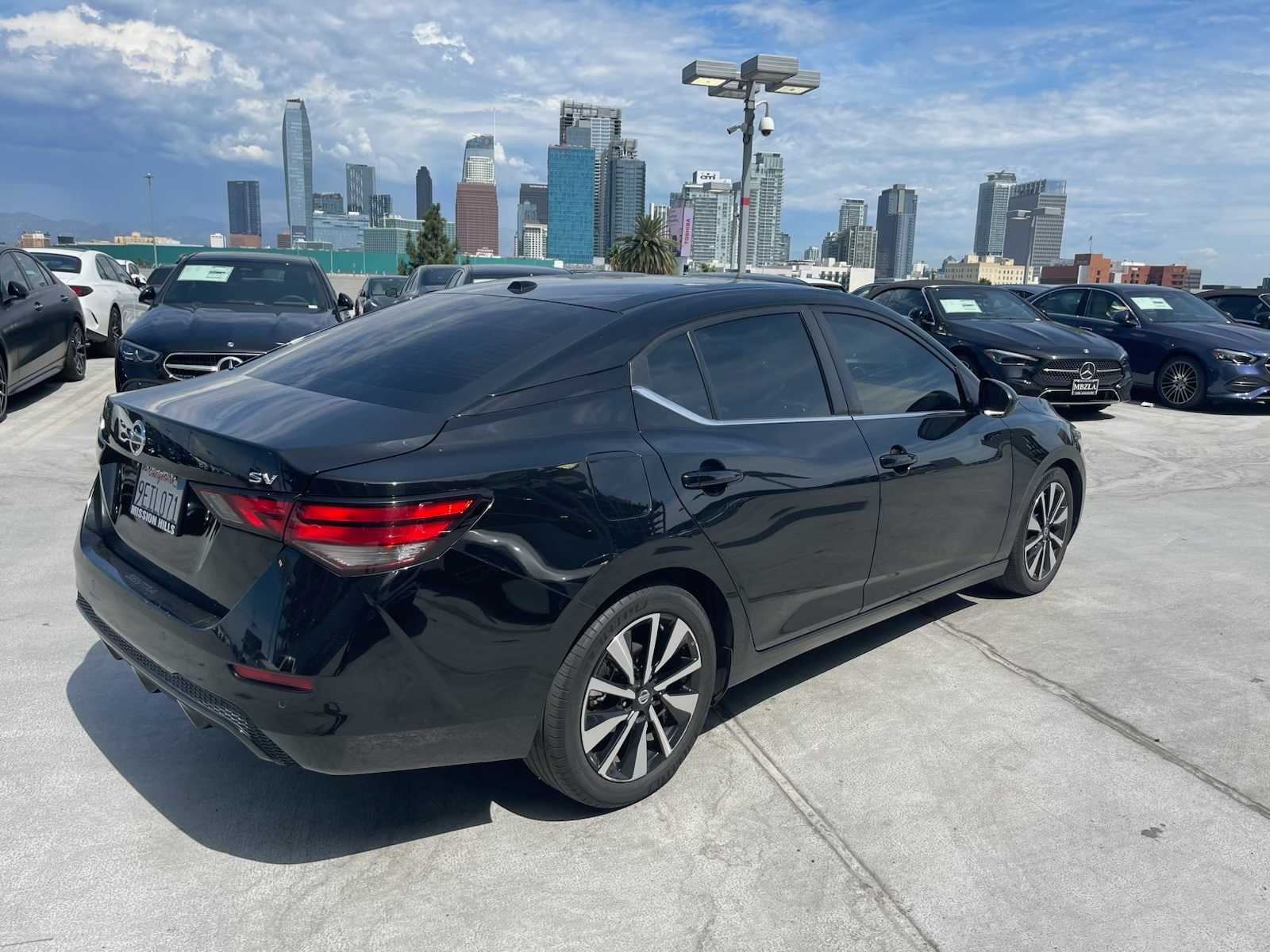 Thumbnail: 2022 Nissan Sentra - 3