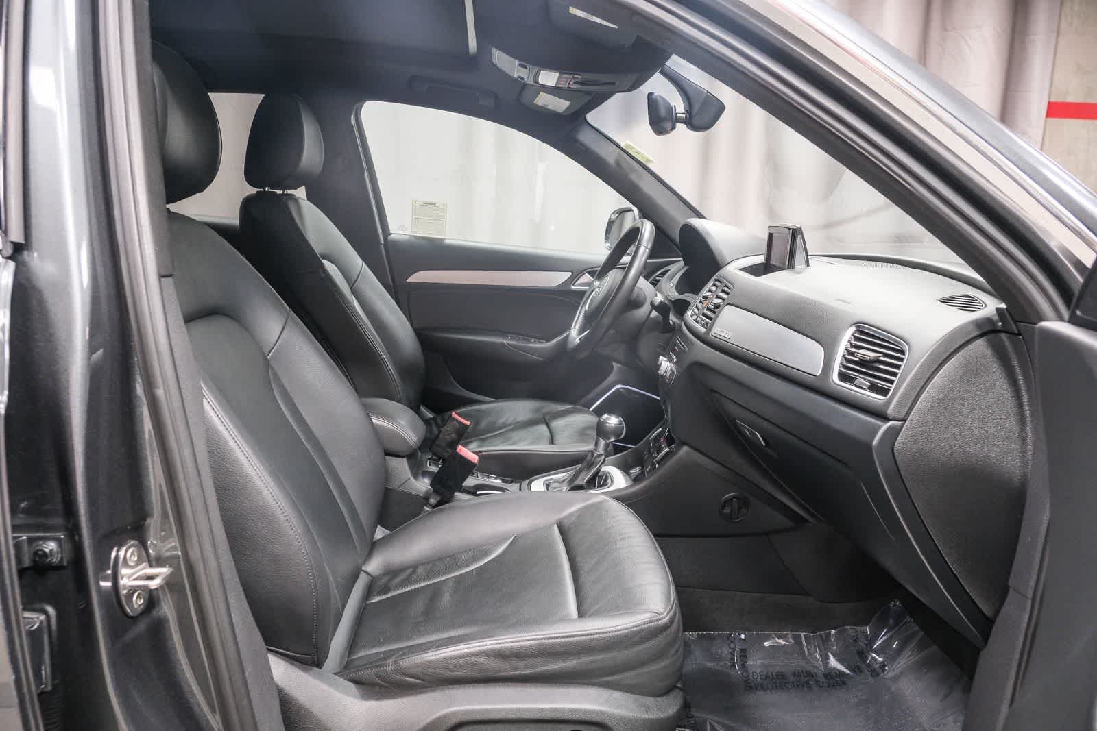 Thumbnail: 2018 Audi Q3 - 22