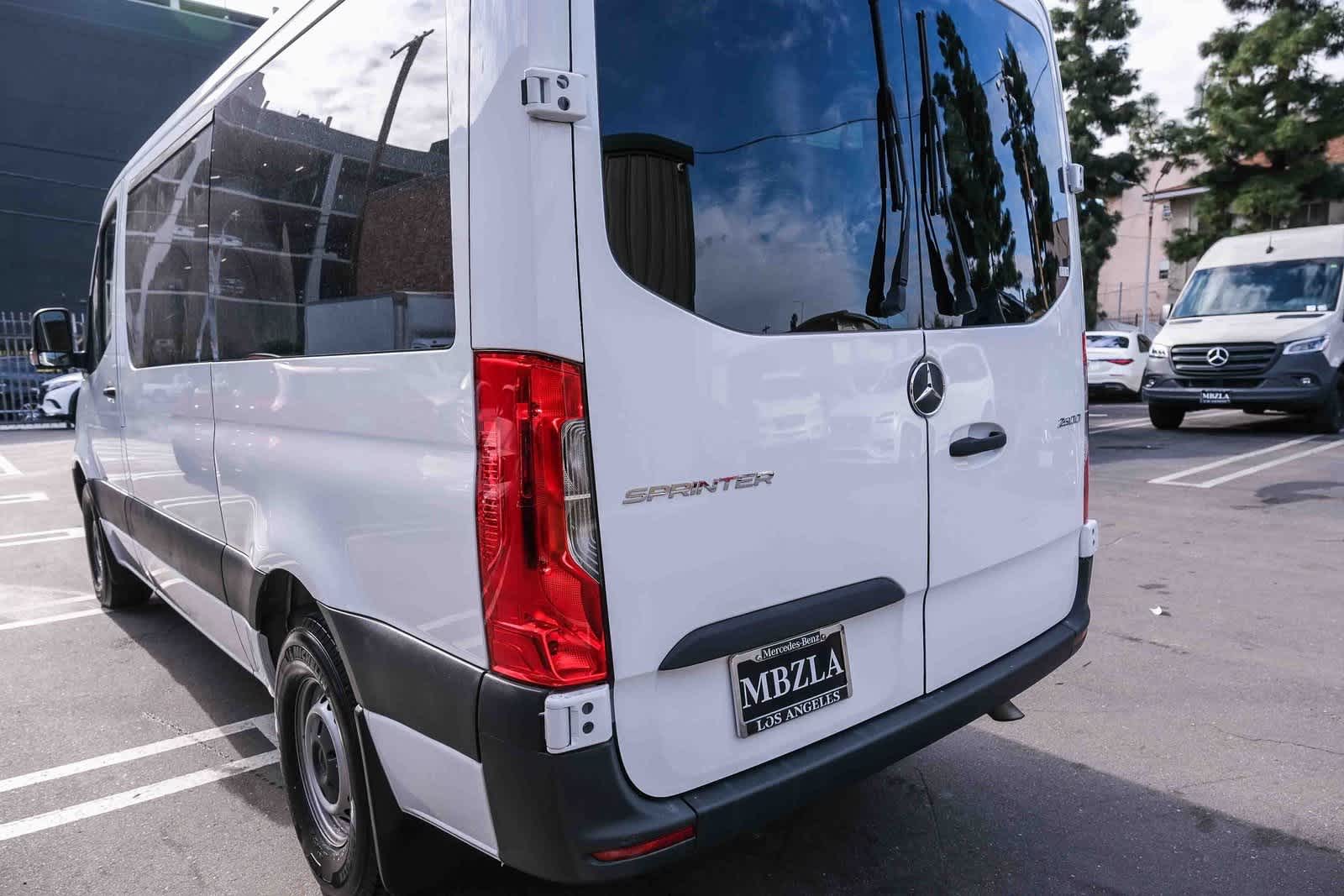 Thumbnail: 2023 Mercedes-Benz Sprinter - 8