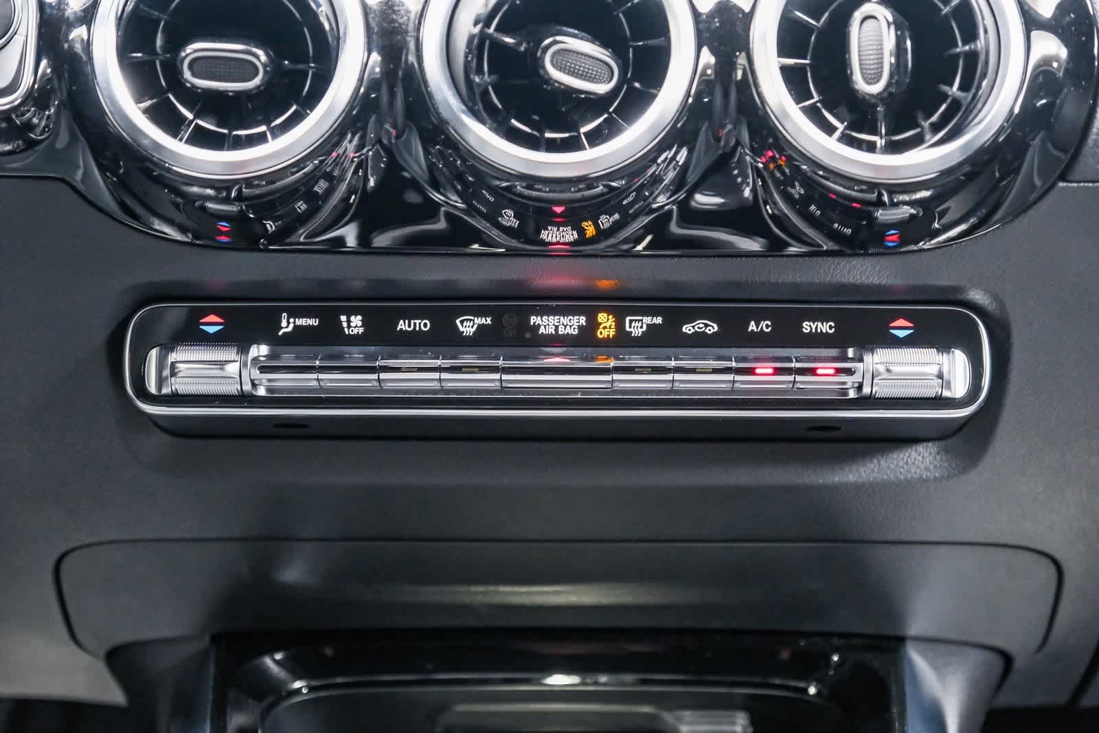 Thumbnail: 2023 Mercedes-Benz GLA - 15