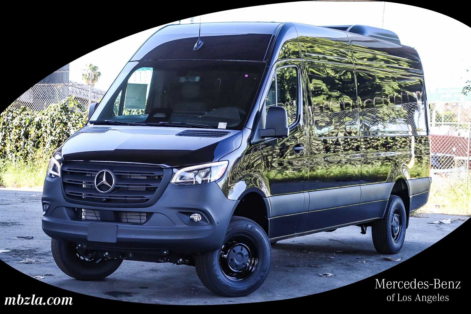 Thumbnail: 2026 Mercedes-Benz Sprinter - 1