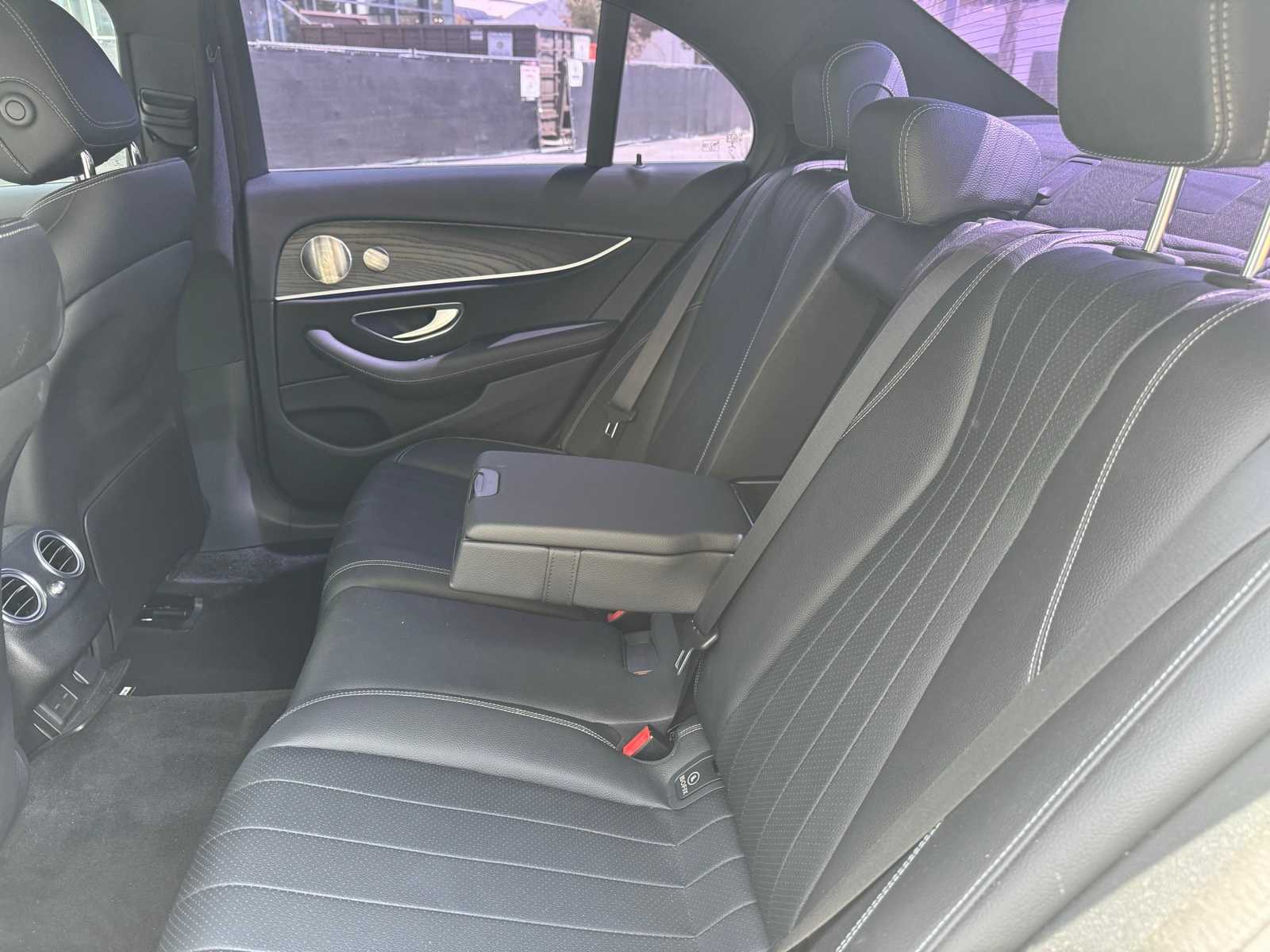 Thumbnail: 2021 Mercedes-Benz E-Class - 6