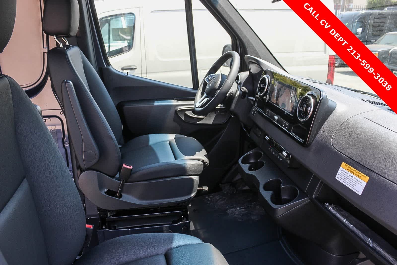 Thumbnail: 2024 Mercedes-Benz Sprinter - 18