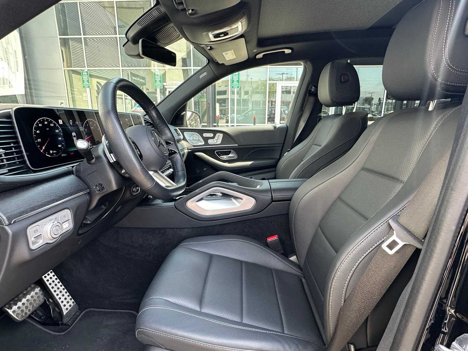 Thumbnail: 2025 Mercedes-Benz GLS - 6